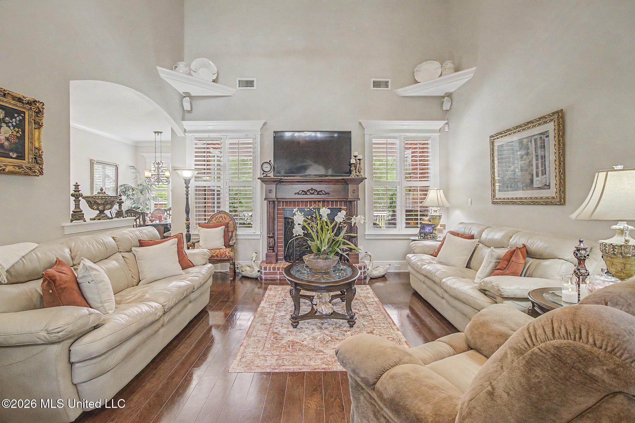 22550 Maes Lane Property Photo 10