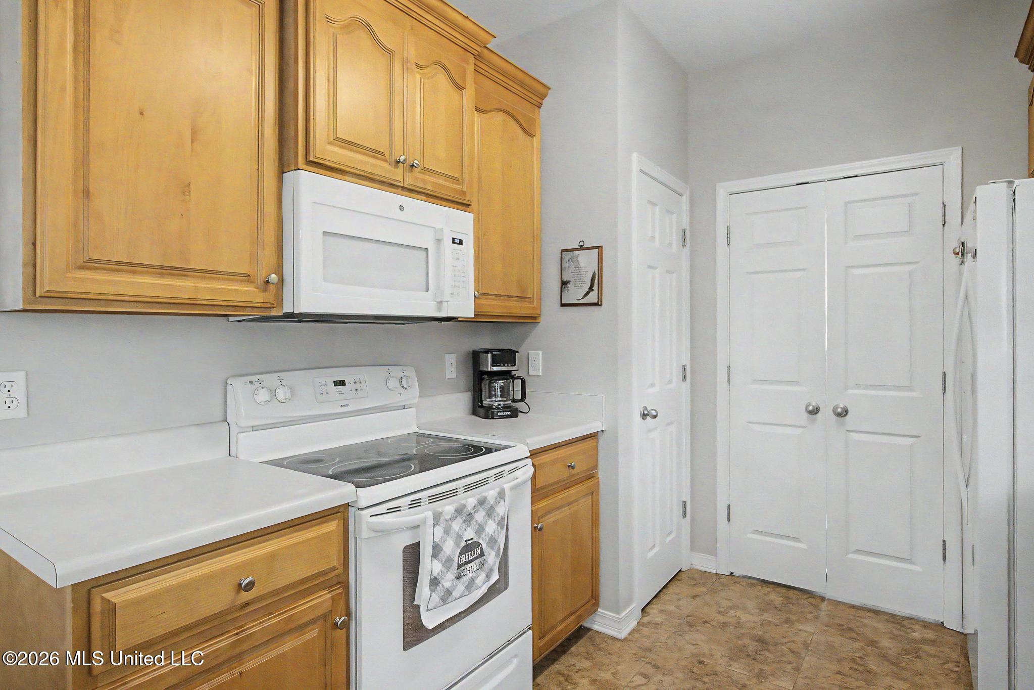 22550 Maes Lane Property Photo 51