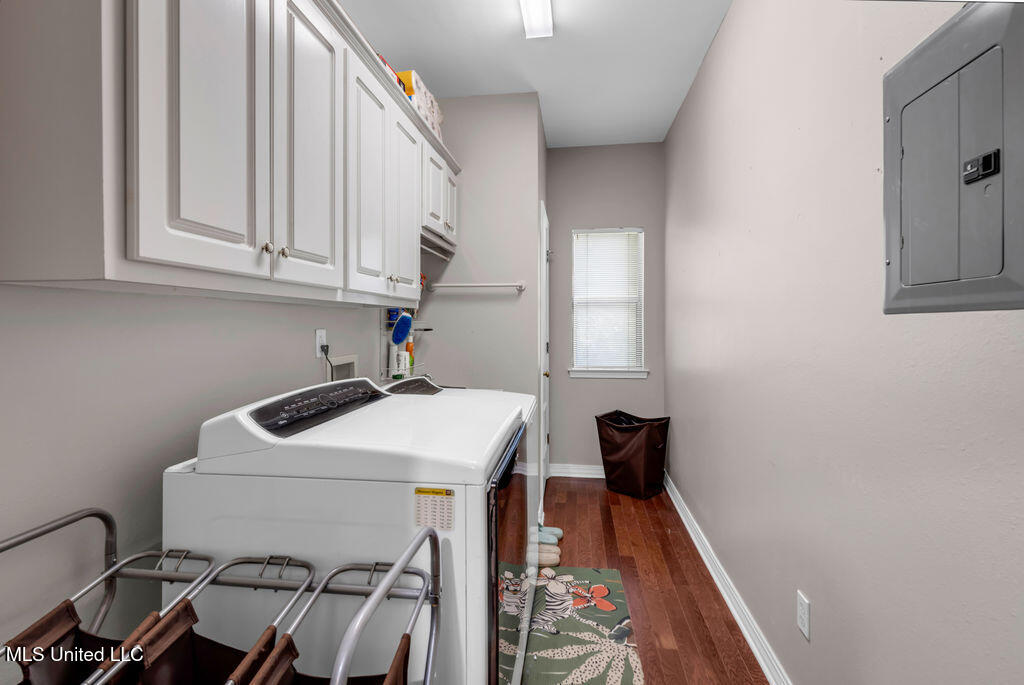 807 Woodglen Drive Property Photo 34