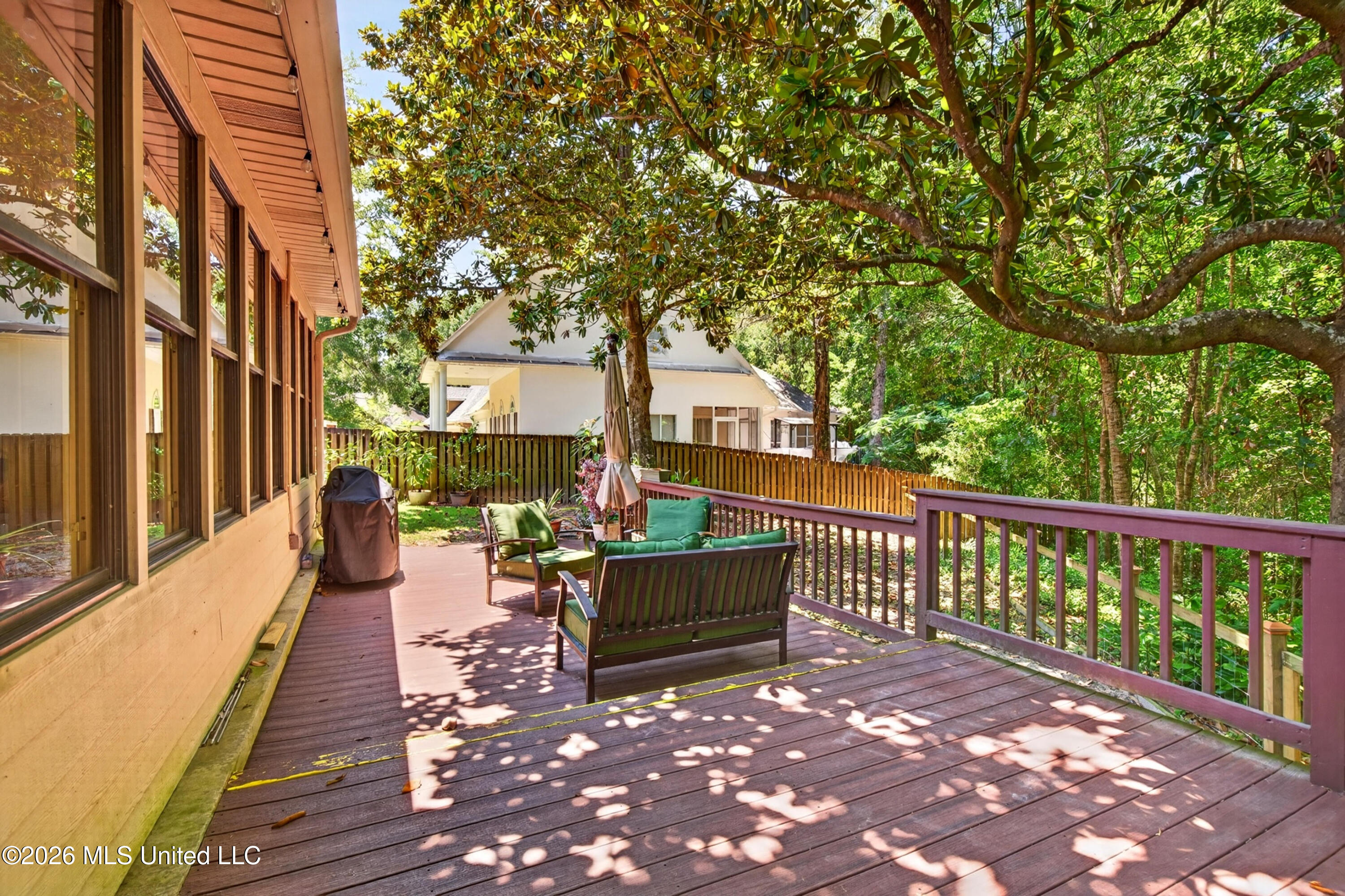 807 Woodglen Drive Property Photo 35