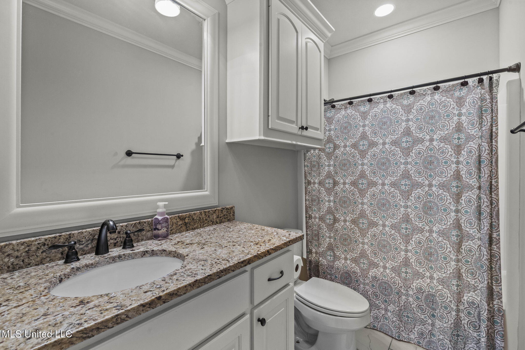 910 Abundance Crossing Property Photo 35
