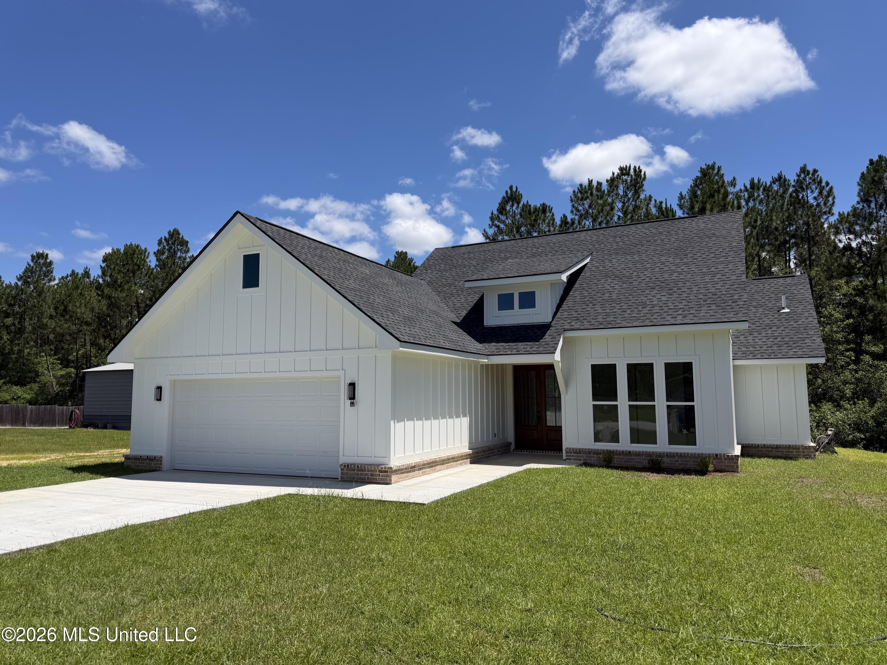 15204 Haven Cove Property Photo 1