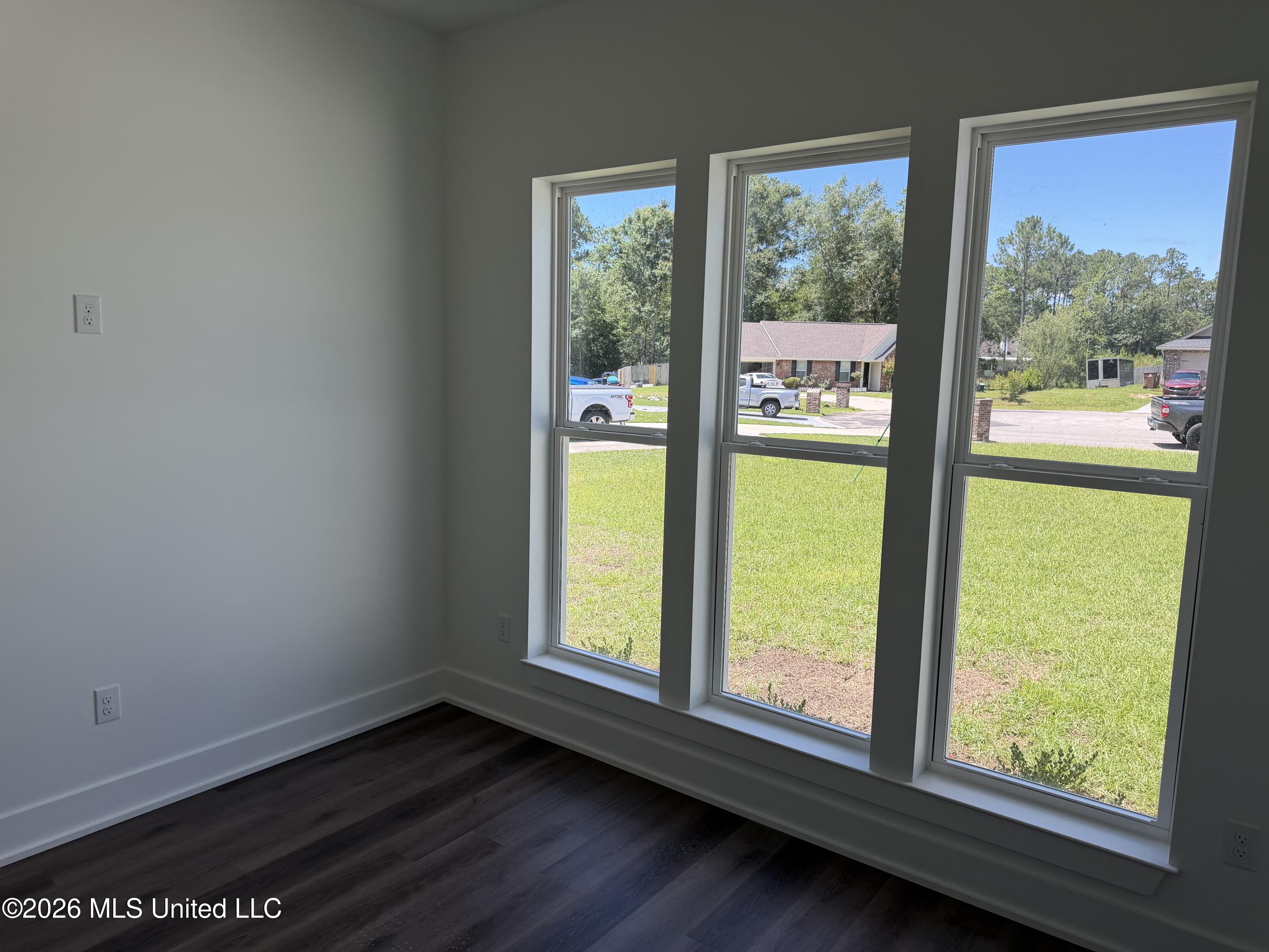 15204 Haven Cove Property Photo 11