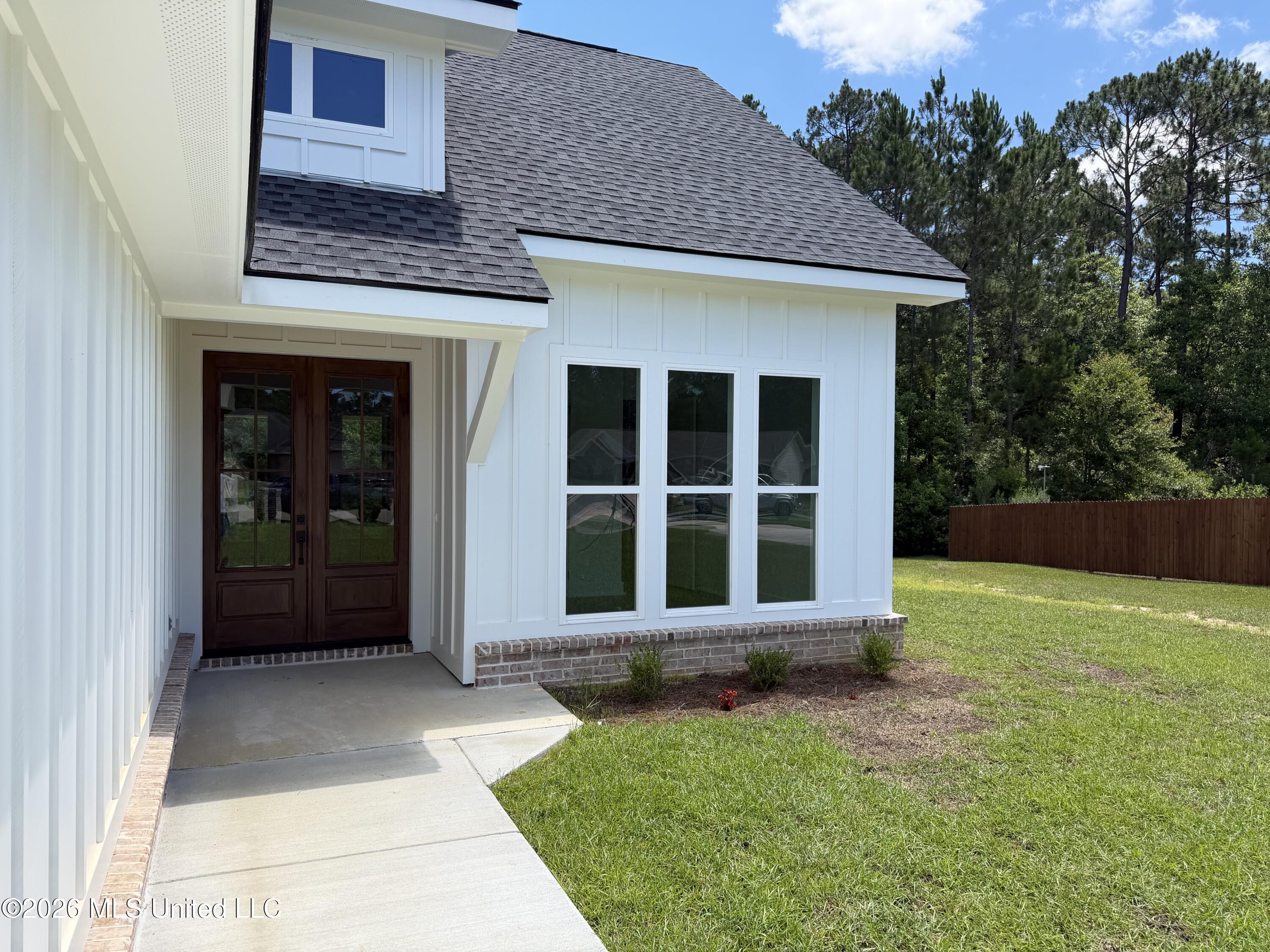 15204 Haven Cove Property Photo 16