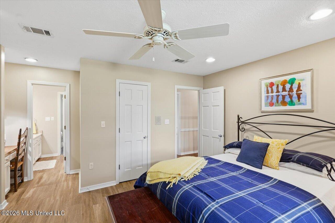 101 Lauren Lane Property Photo 45