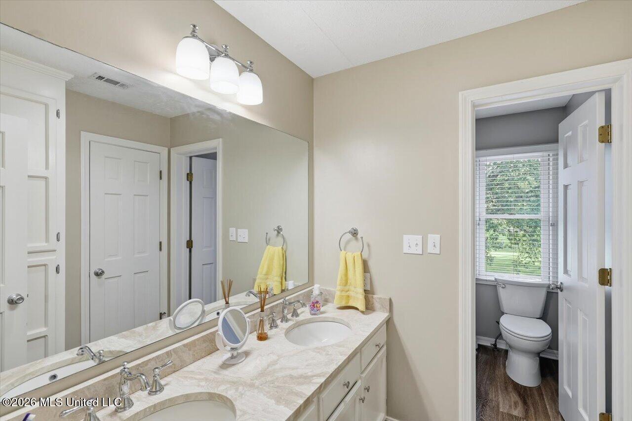 101 Lauren Lane Property Photo 46