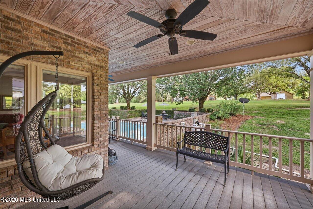 101 Lauren Lane Property Photo 55