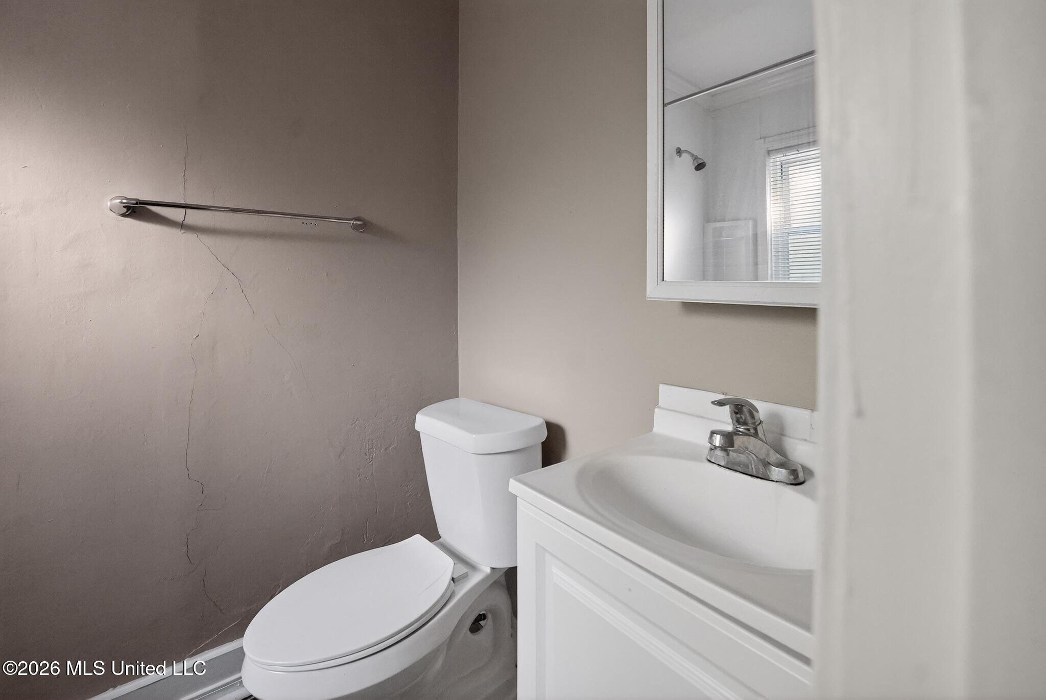 373 Fairhill Drive Property Photo 15
