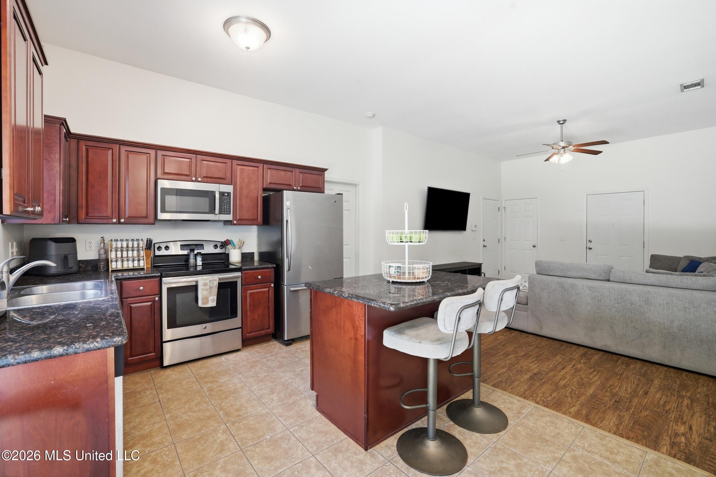 13364 Turtle Creek Parkway Property Photo 6