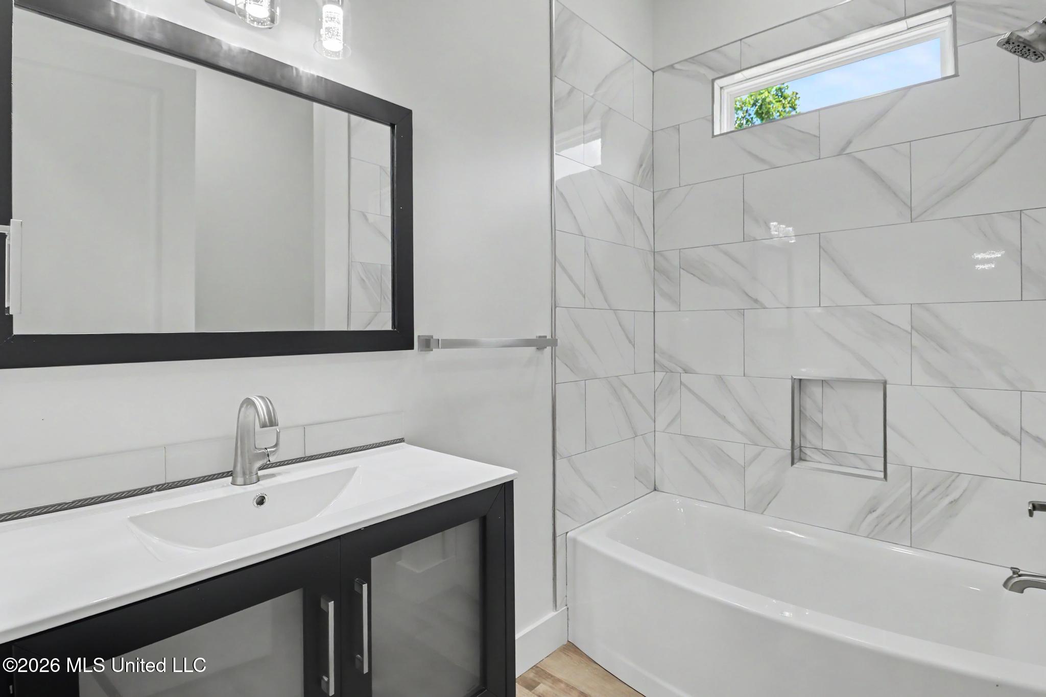 7510 Mahoney Drive Property Photo 15