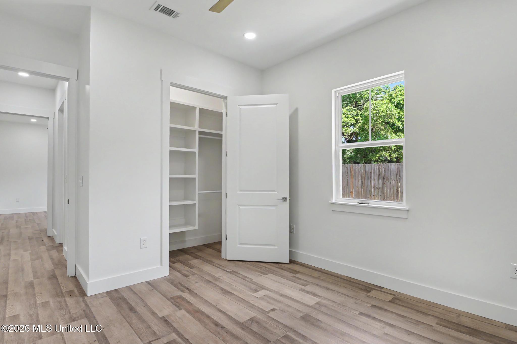 7510 Mahoney Drive Property Photo 18