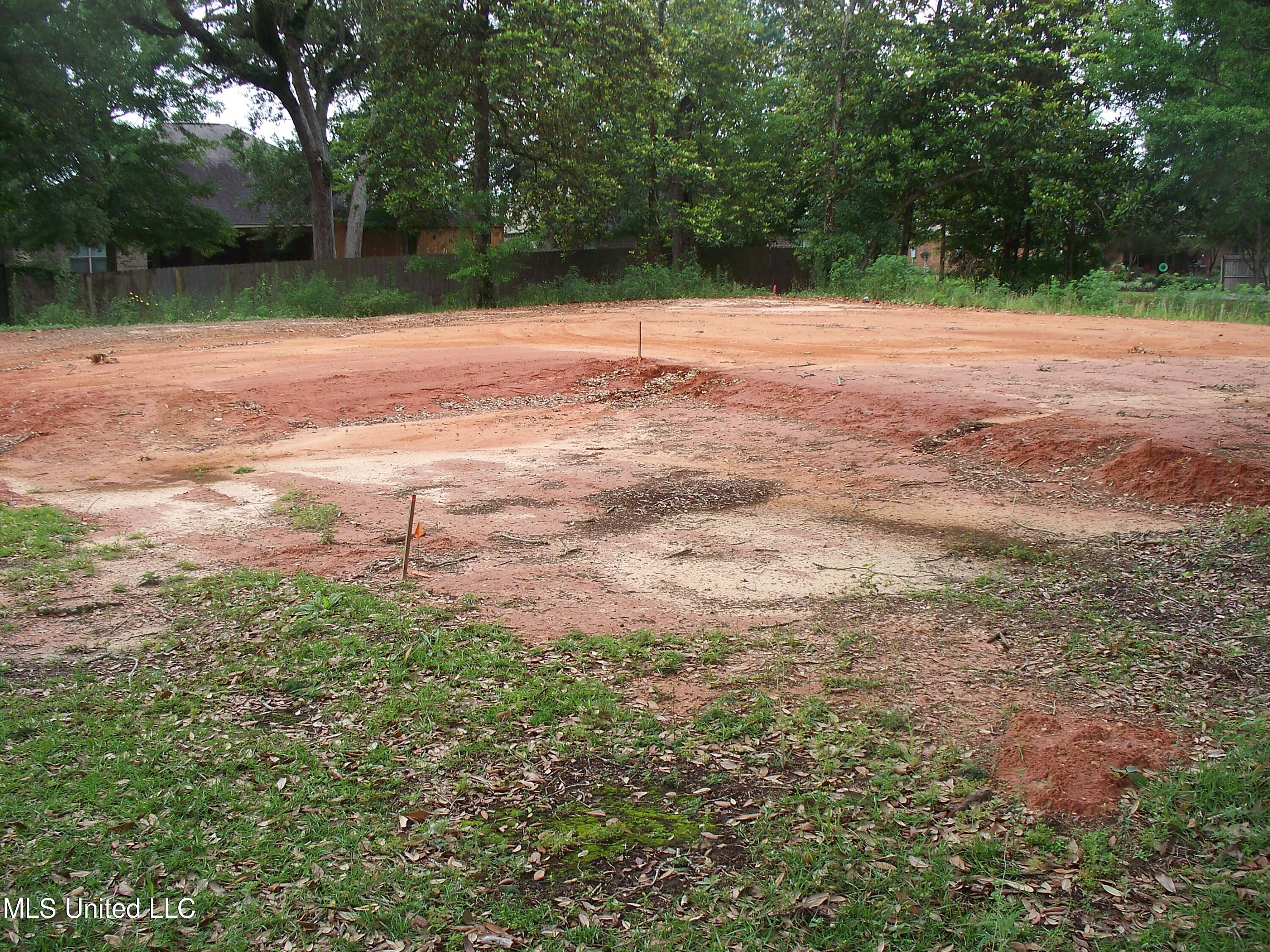 2157 Harmanson Vue Property Photo 3
