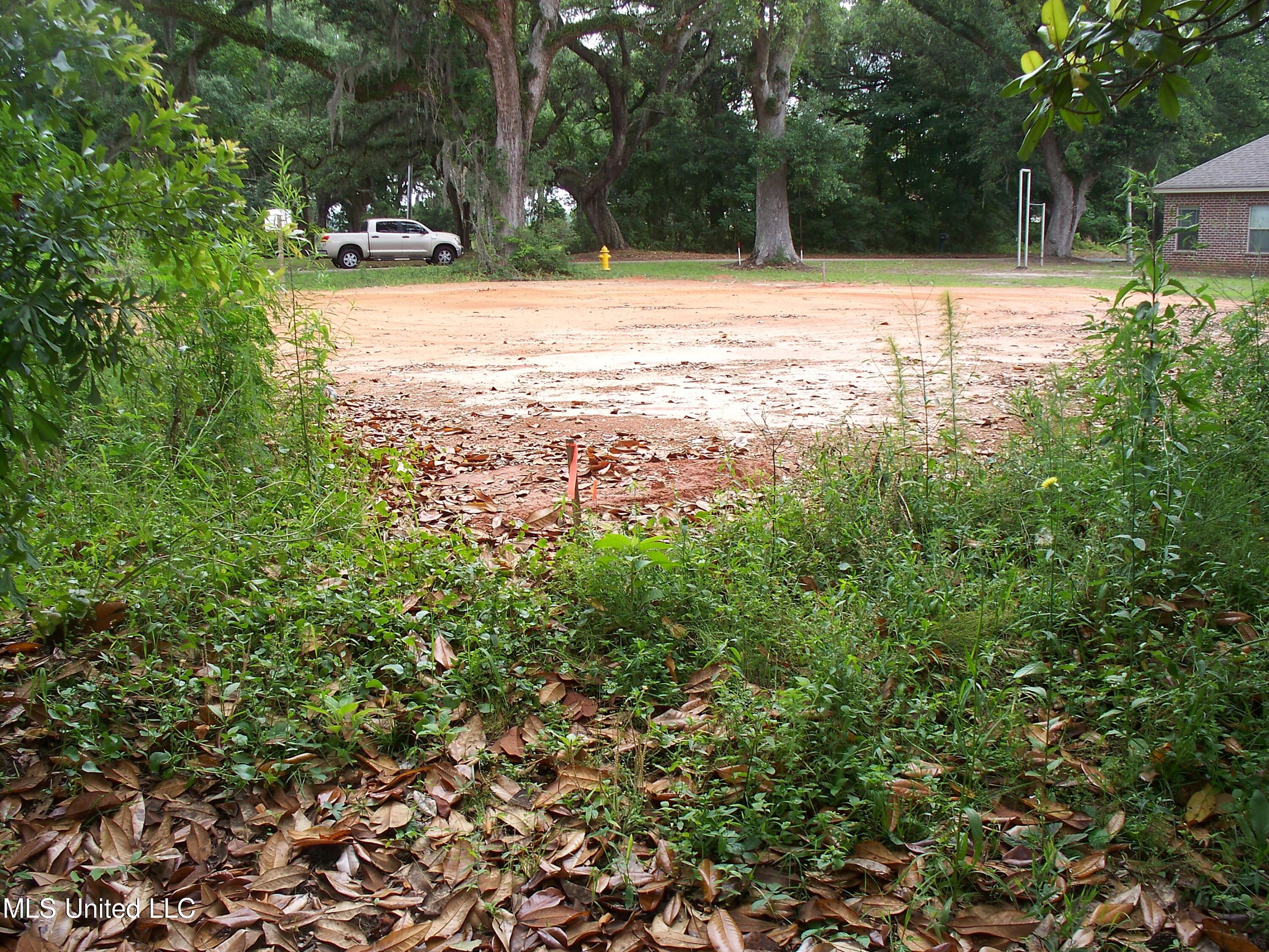 2157 Harmanson Vue Property Photo 5