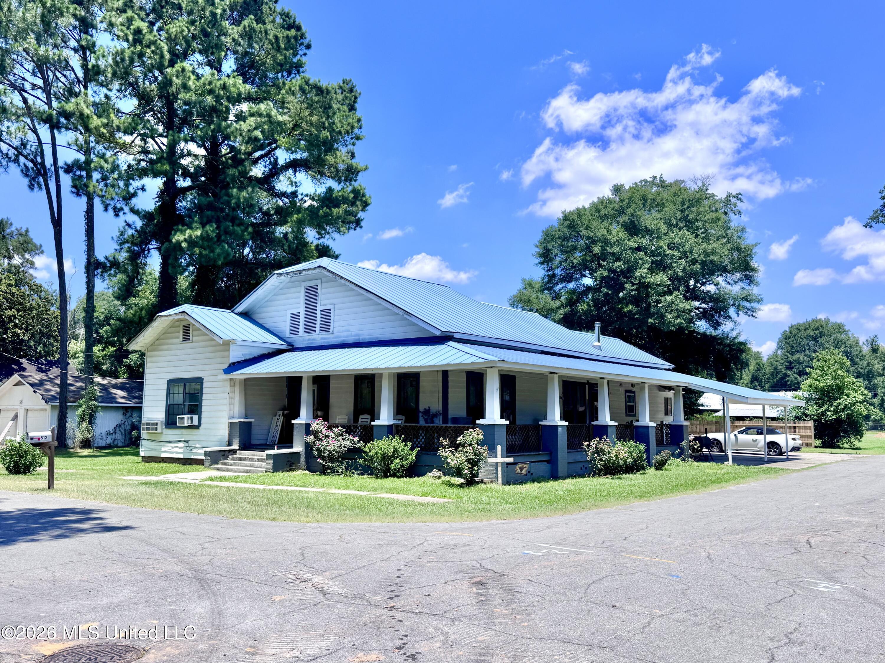 812 Watts Street Property Photo 17