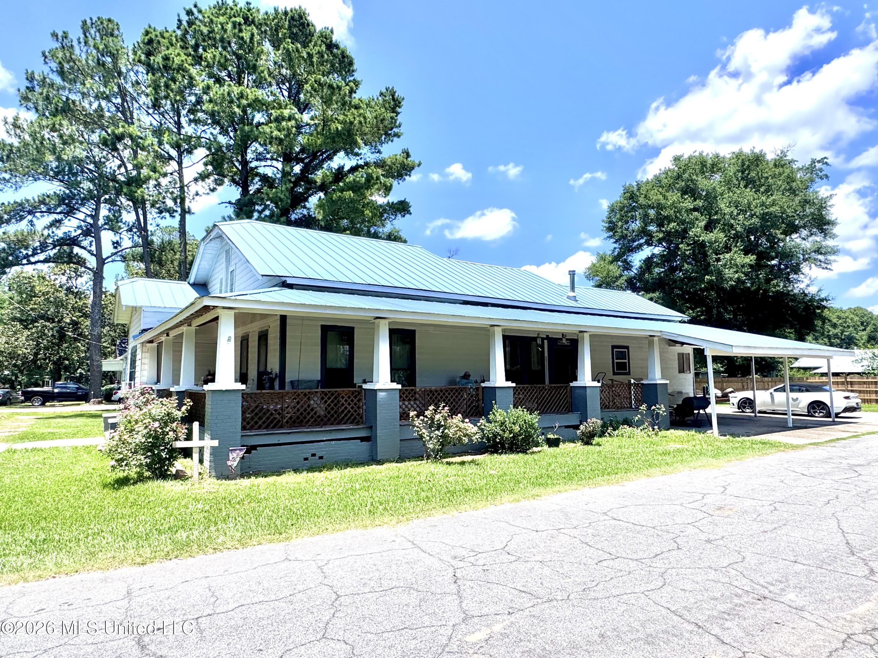 812 Watts Street Property Photo 18