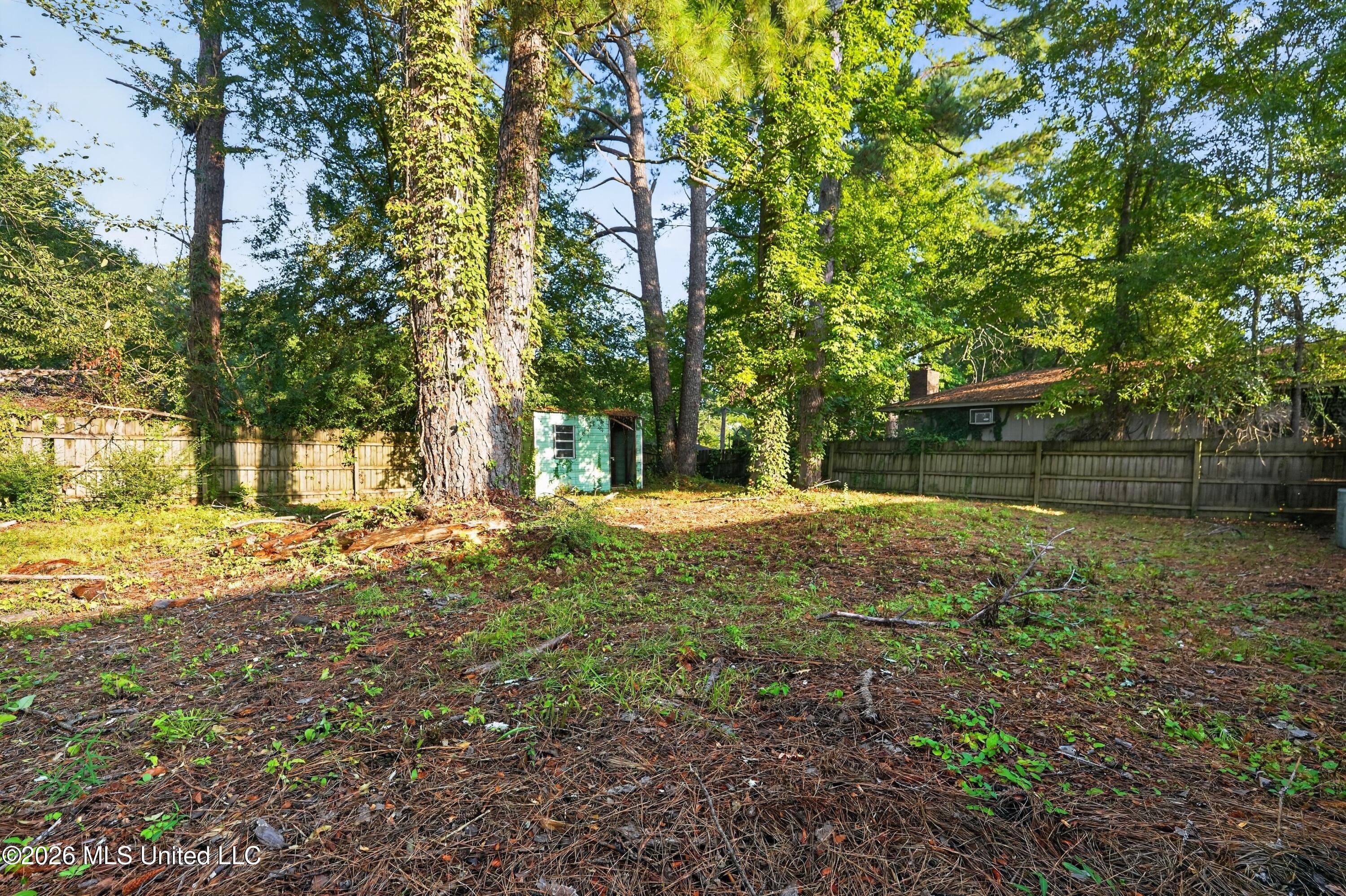2377 Breckinridge Road Property Photo 6