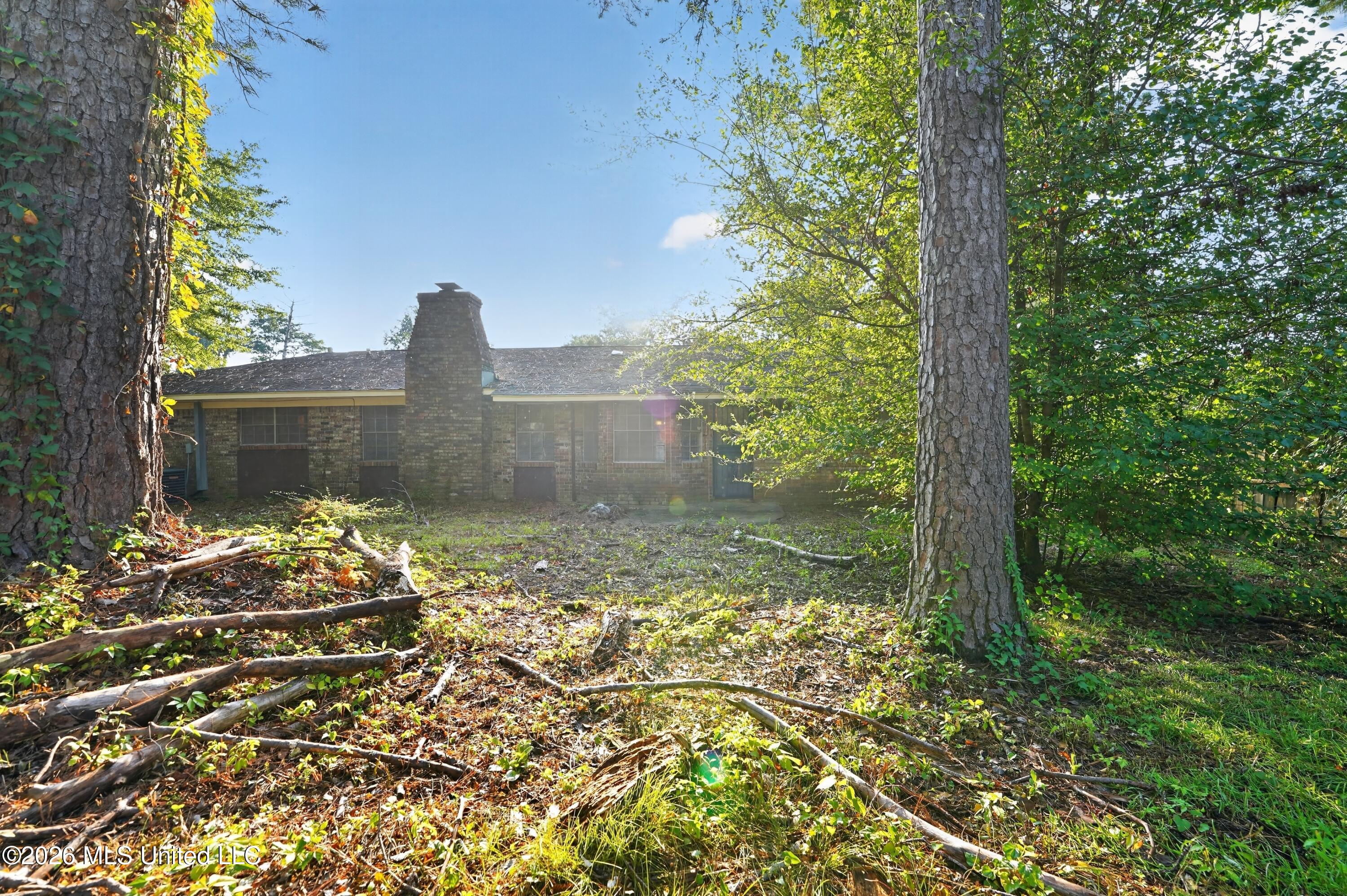 2377 Breckinridge Road Property Photo 8