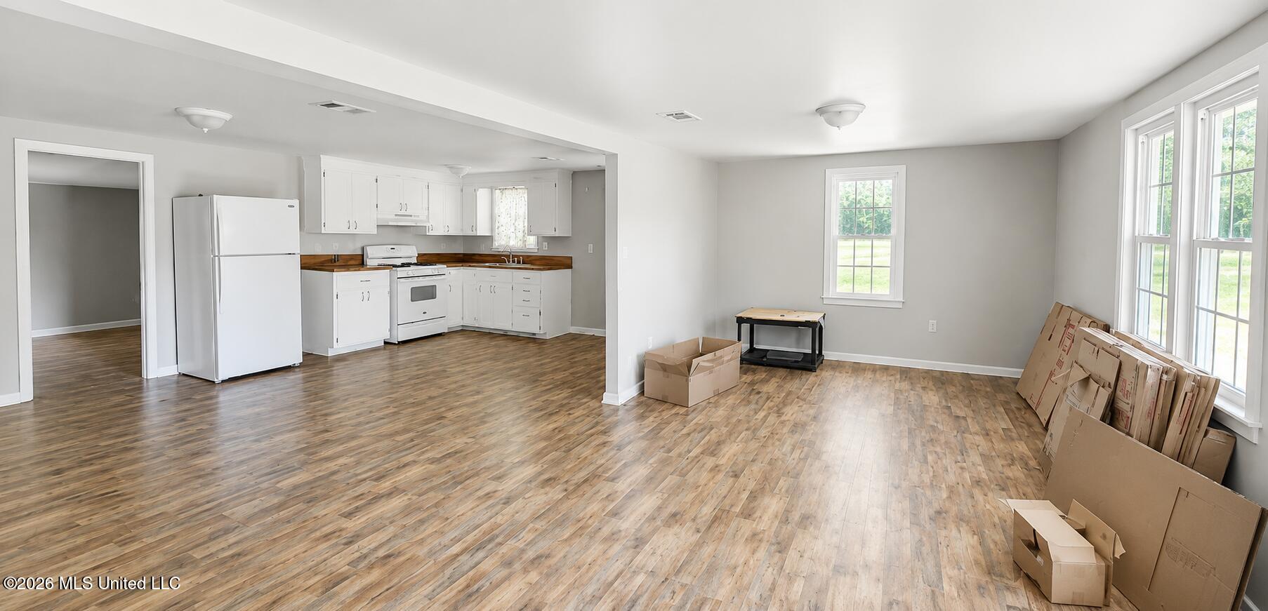 13098 Michael Street Property Photo 4