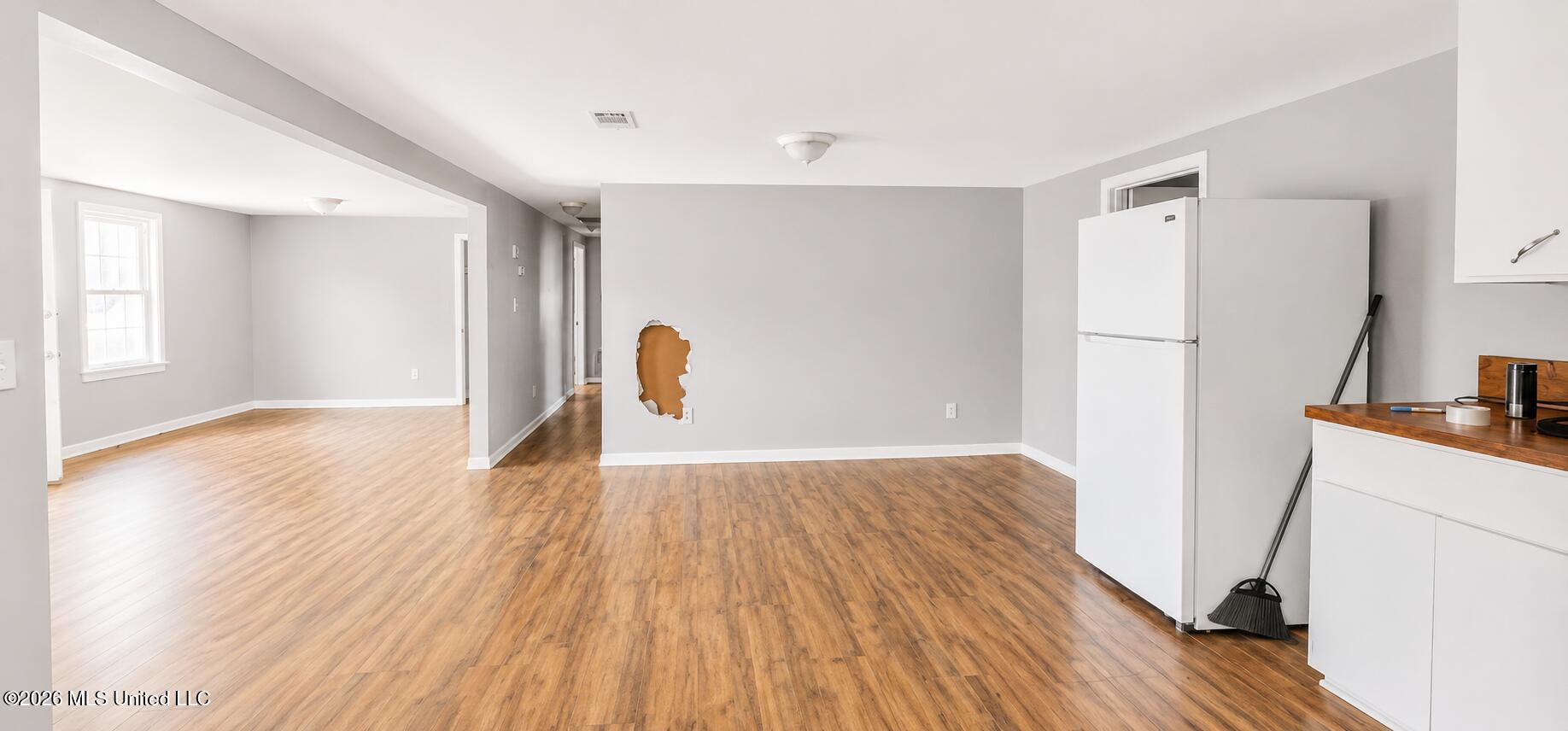 13098 Michael Street Property Photo 6