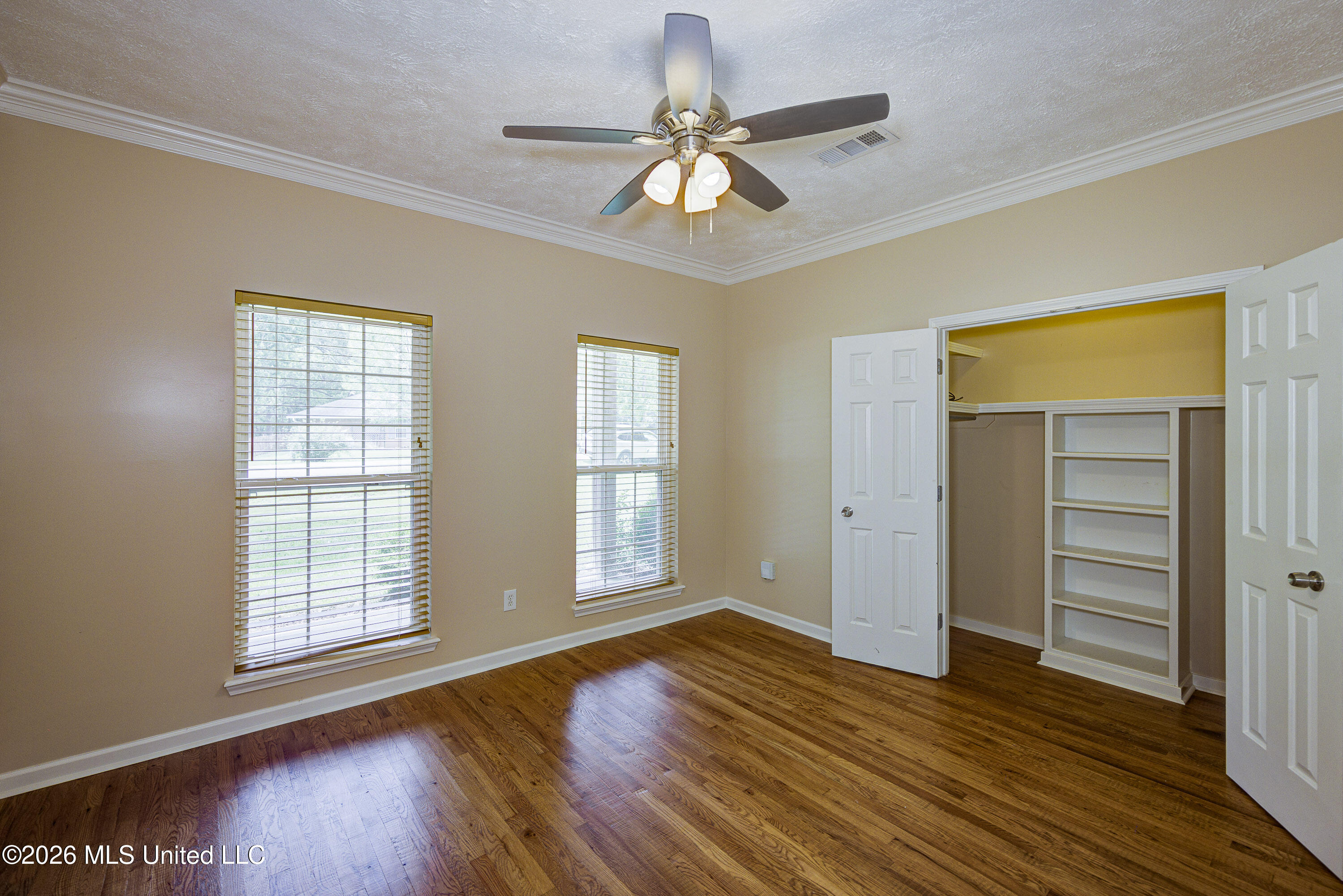 6003 Queens Point Property Photo 10