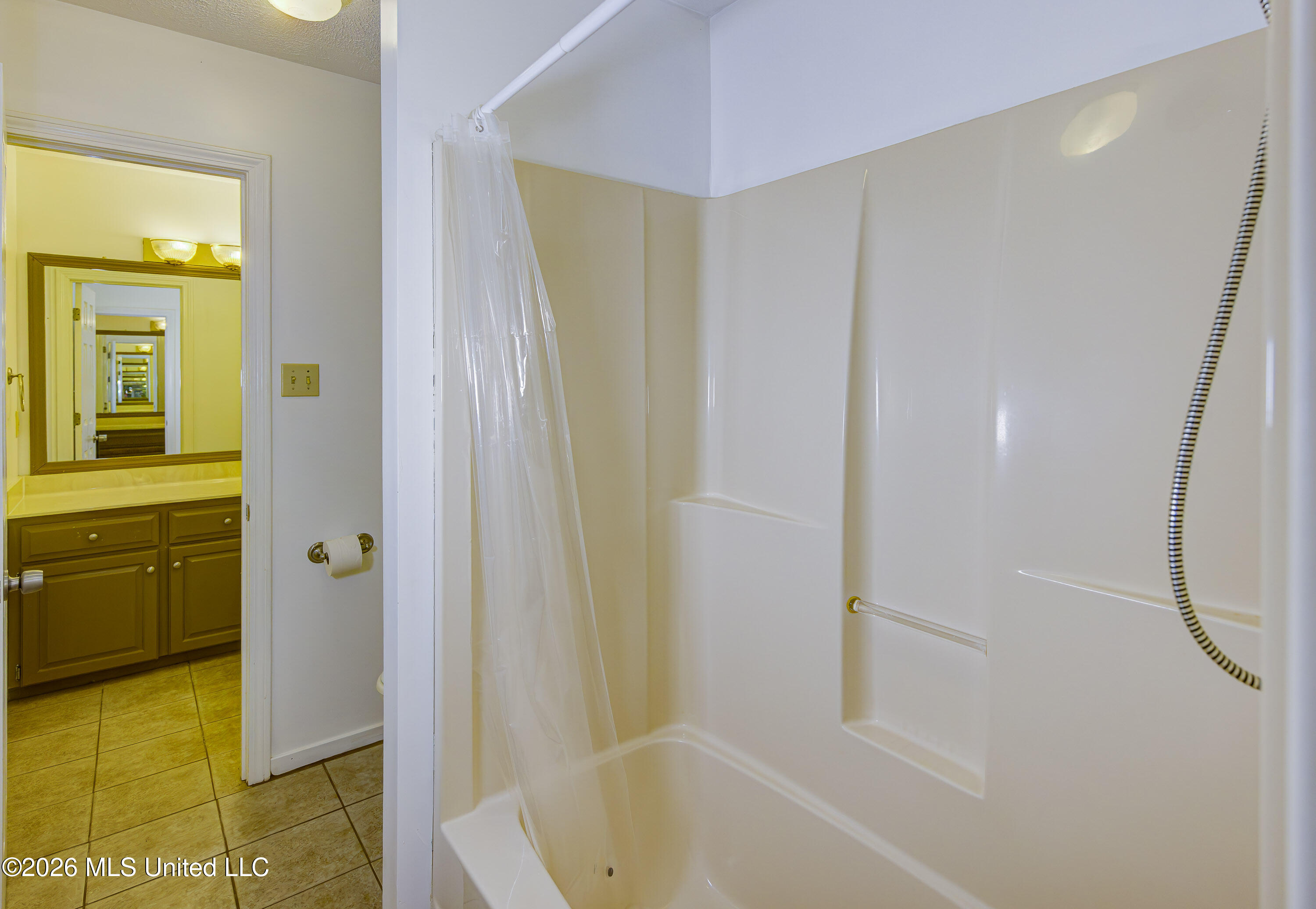 6003 Queens Point Property Photo 33