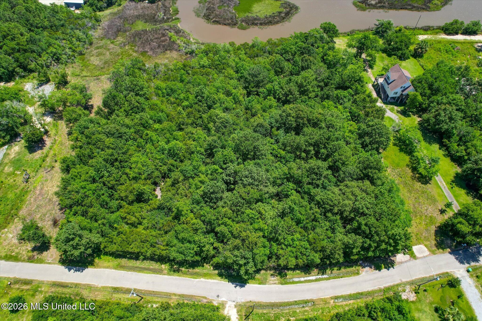 5138 Pointset Avenue Property Photo 6