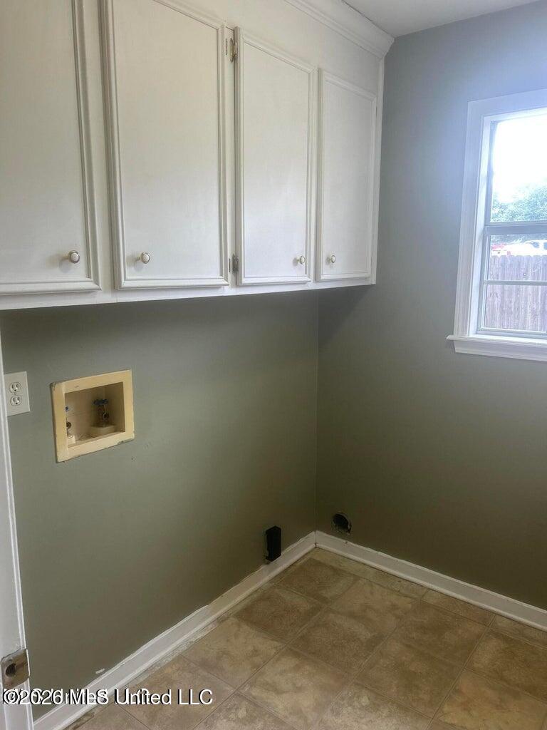 204 Foxwood Cove Property Photo 14