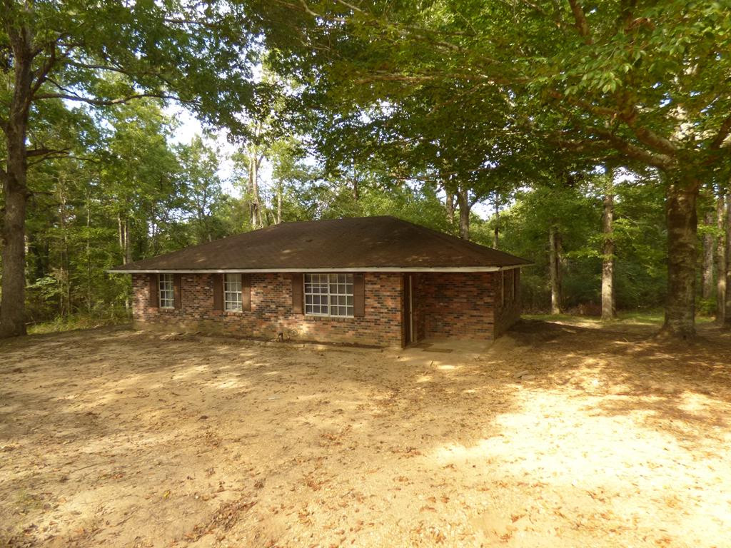 2162 Richard Road Property Photo 1