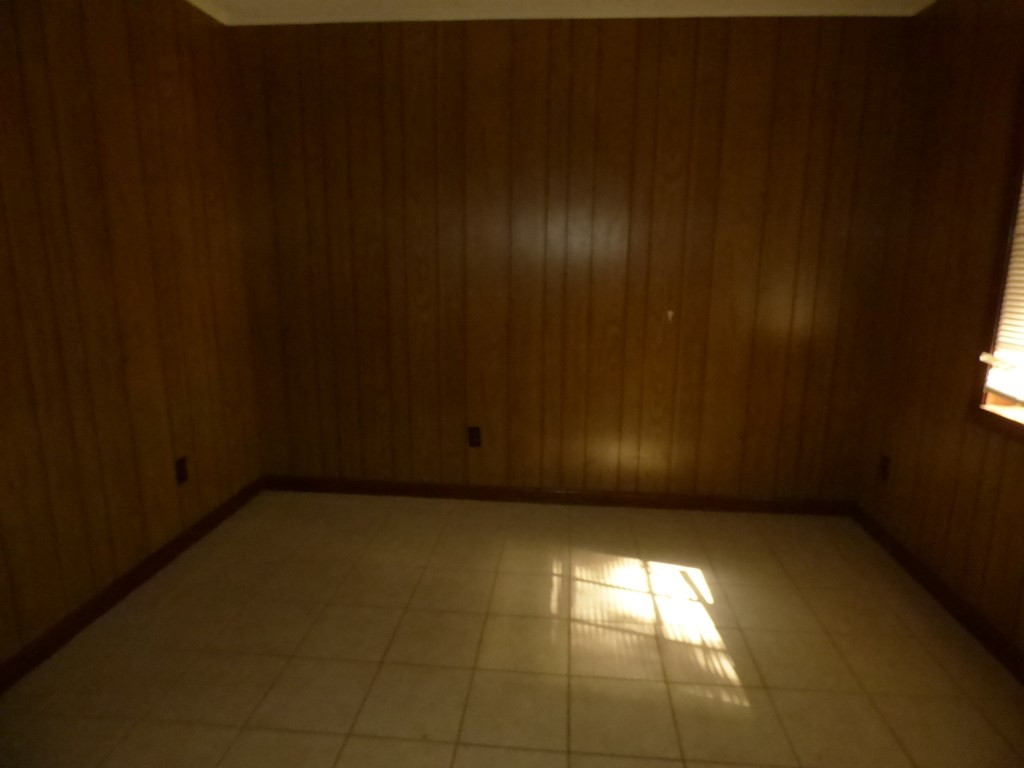 2162 Richard Road Property Photo 6