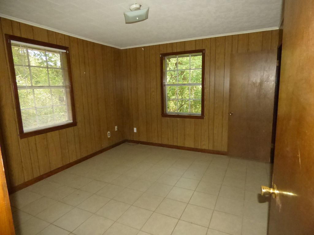 2162 Richard Road Property Photo 8