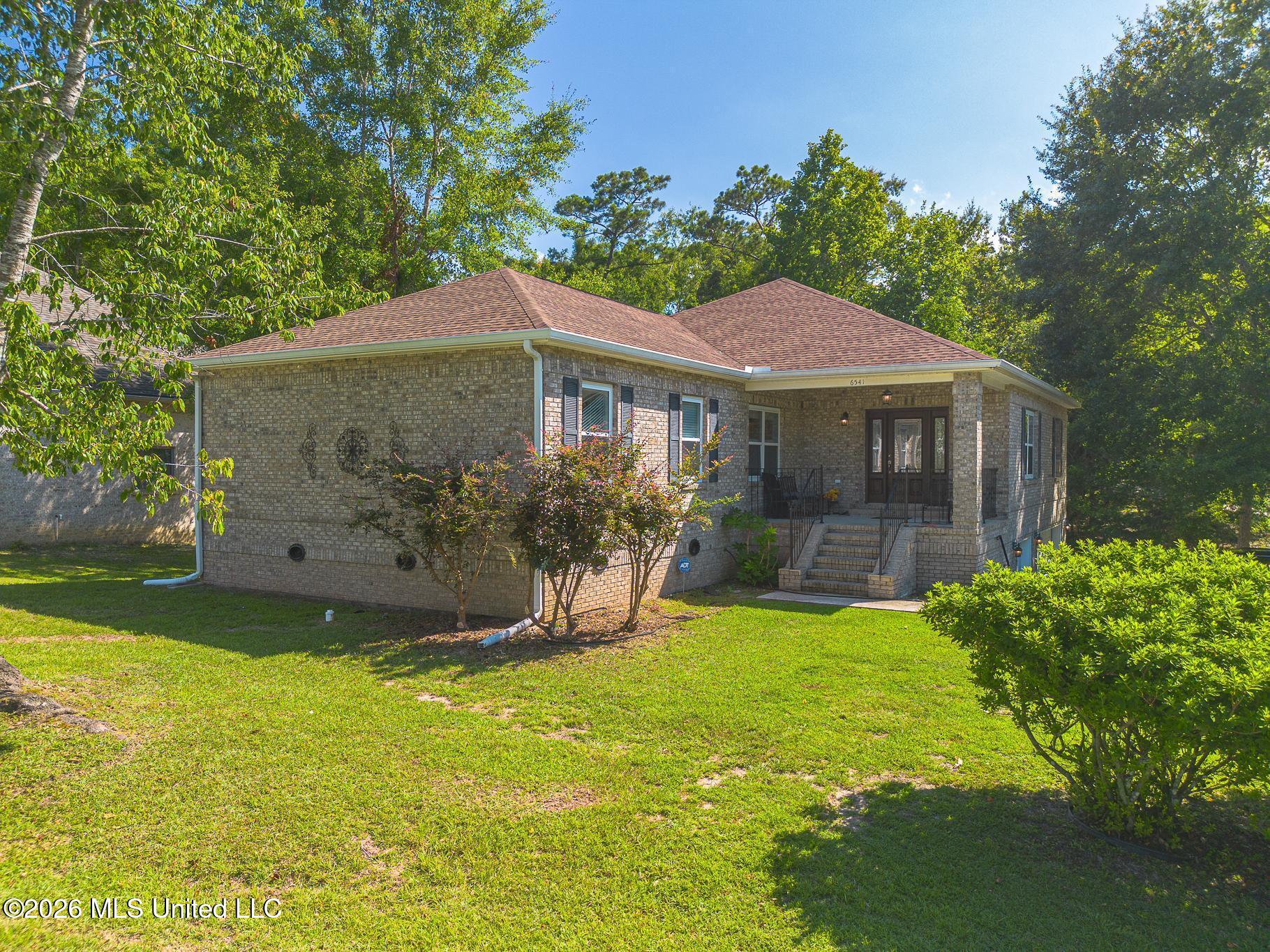 6541 Alakoko Drive Property Photo 2