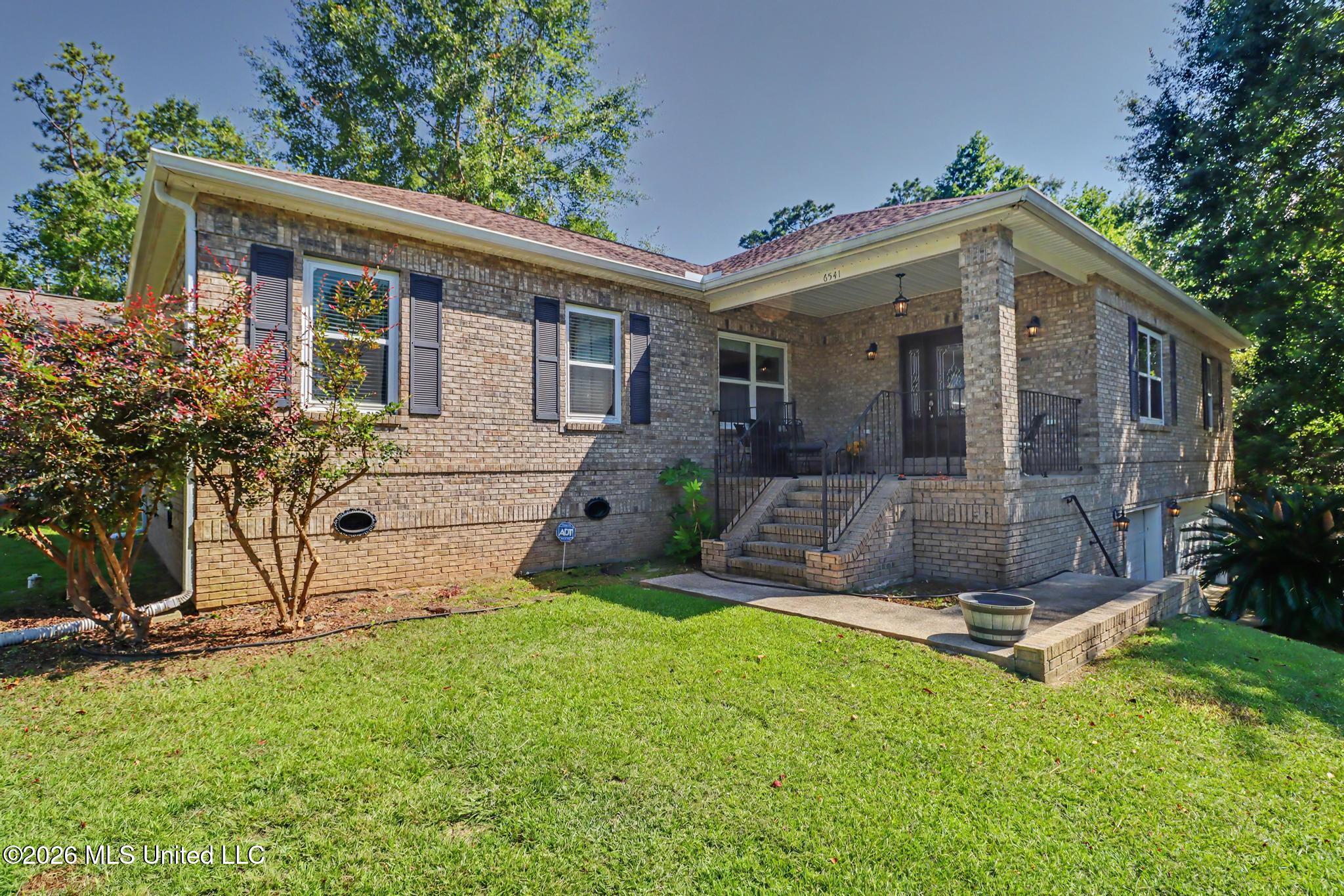 6541 Alakoko Drive Property Photo 3