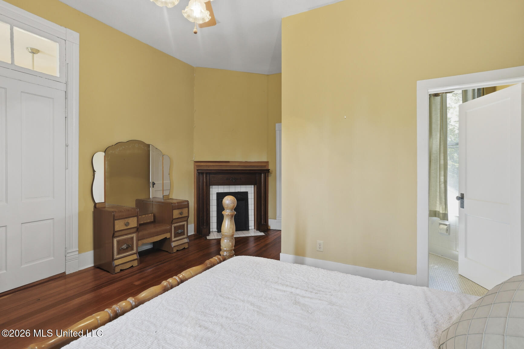 140 E Semmes Street Property Photo 33