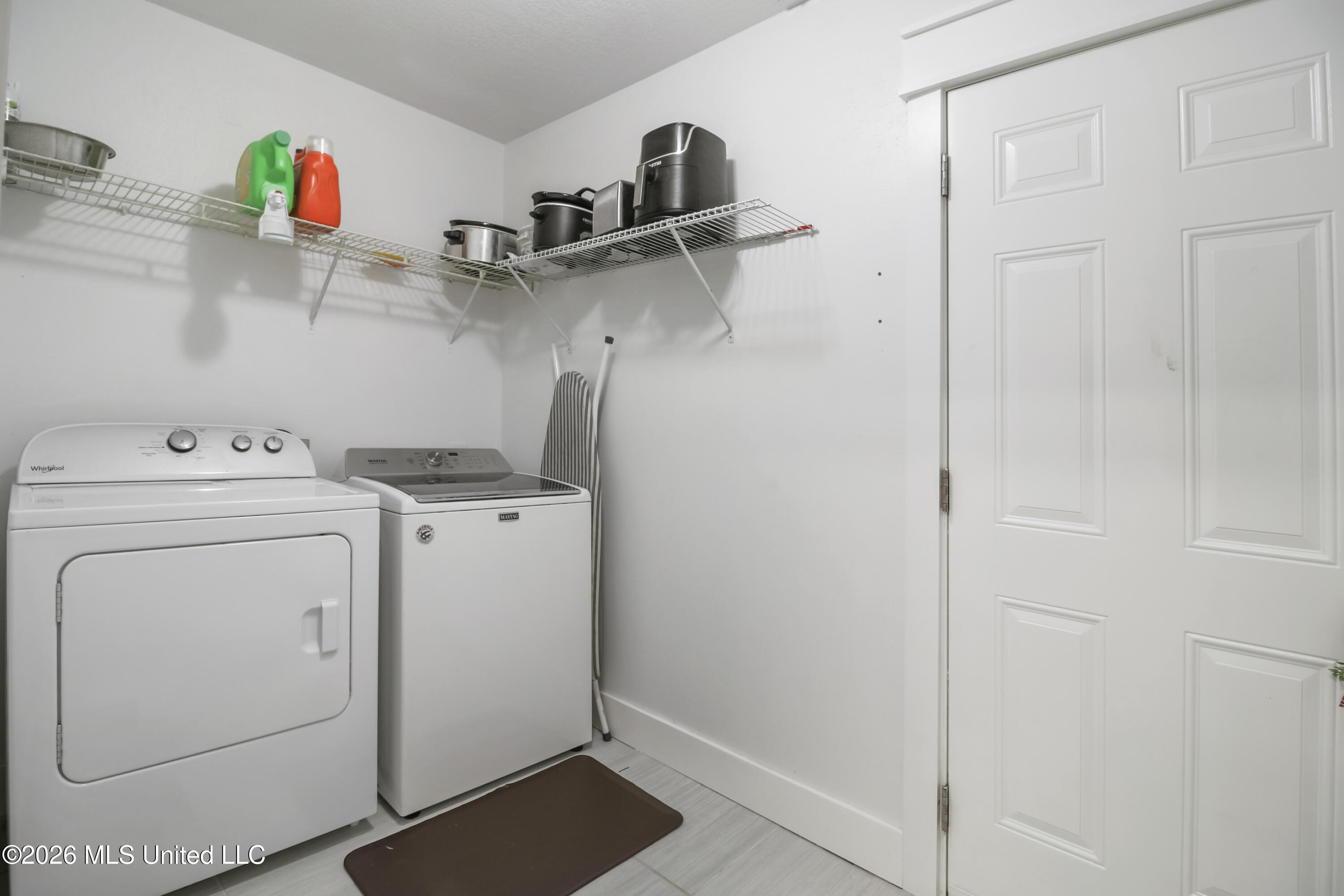 13966 Maddie Circle Property Photo 9