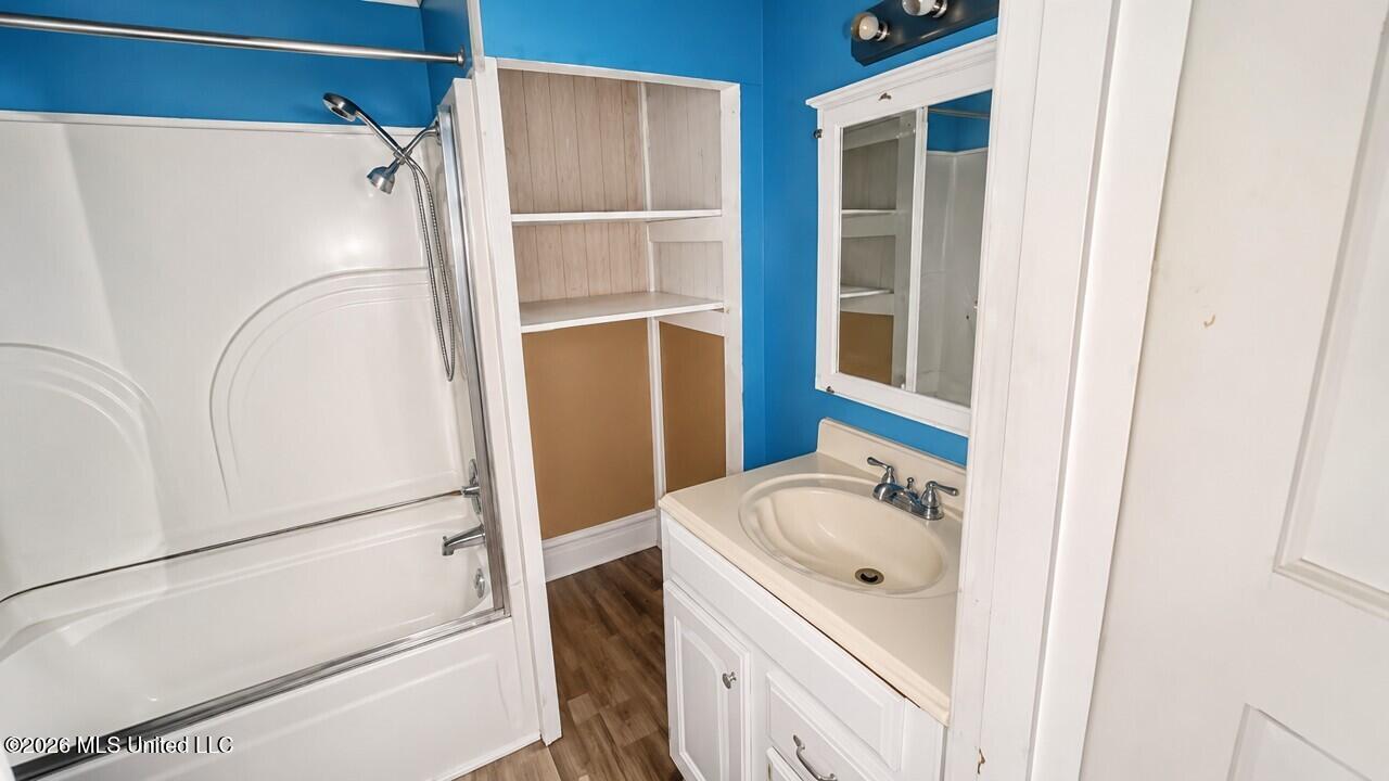 16063 E Highway 16 Property Photo 8