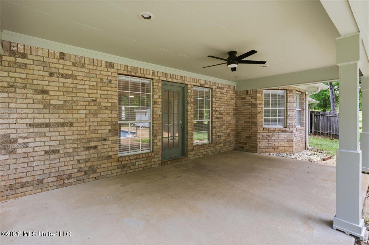 119 Falcon Ridge Drive Property Photo 29