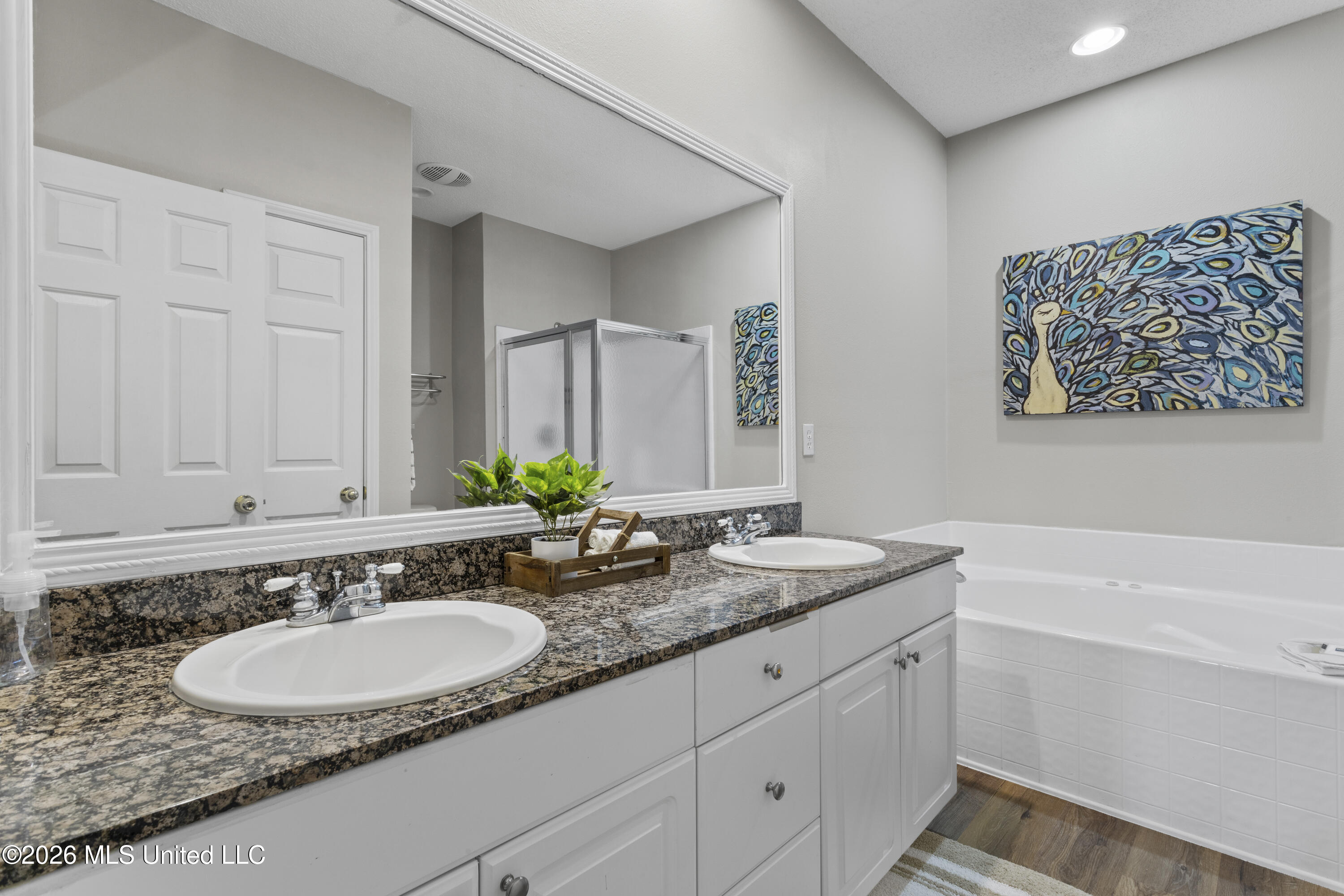 2252 Beach Drive Property Photo 20