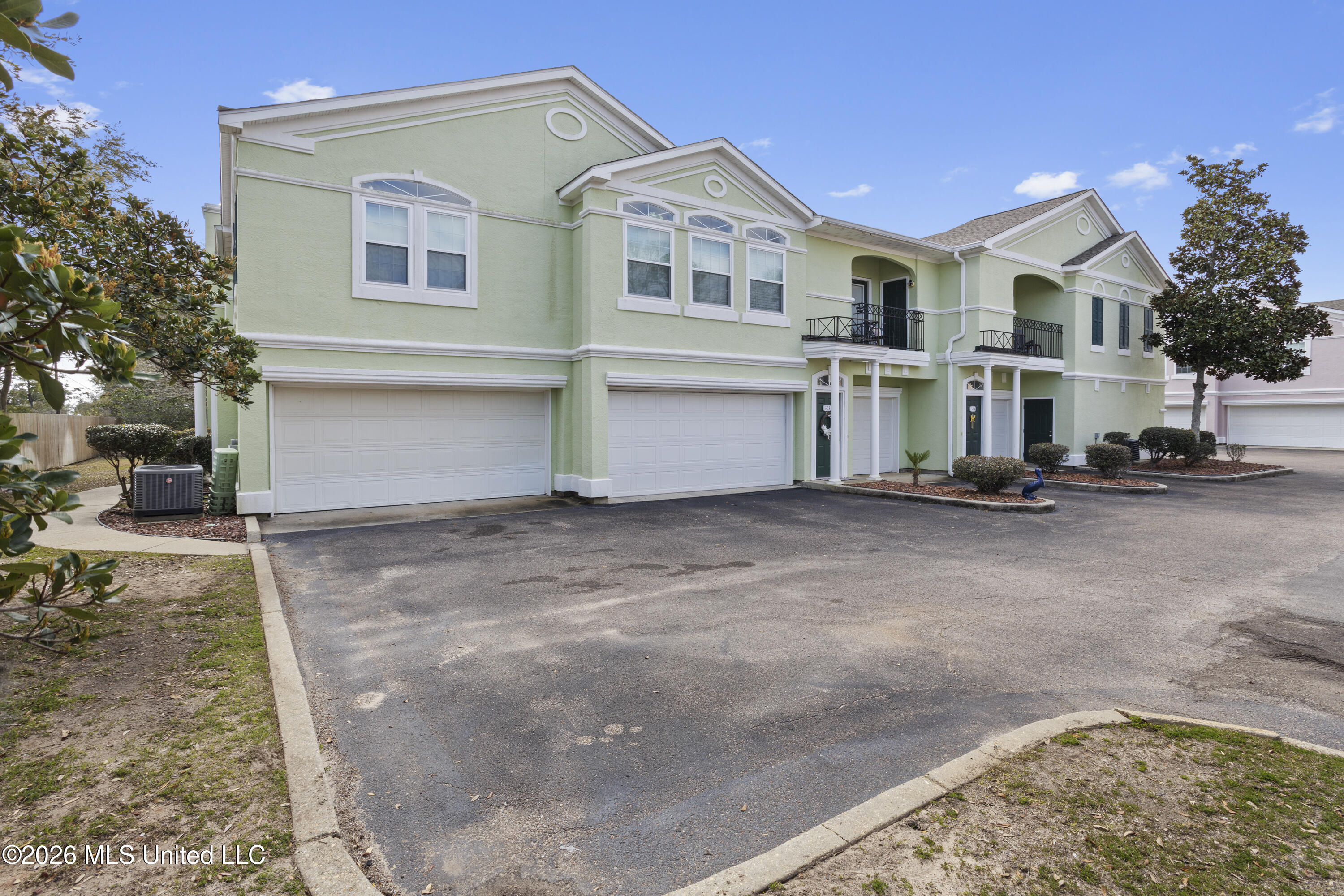 2252 Beach Drive Property Photo 30