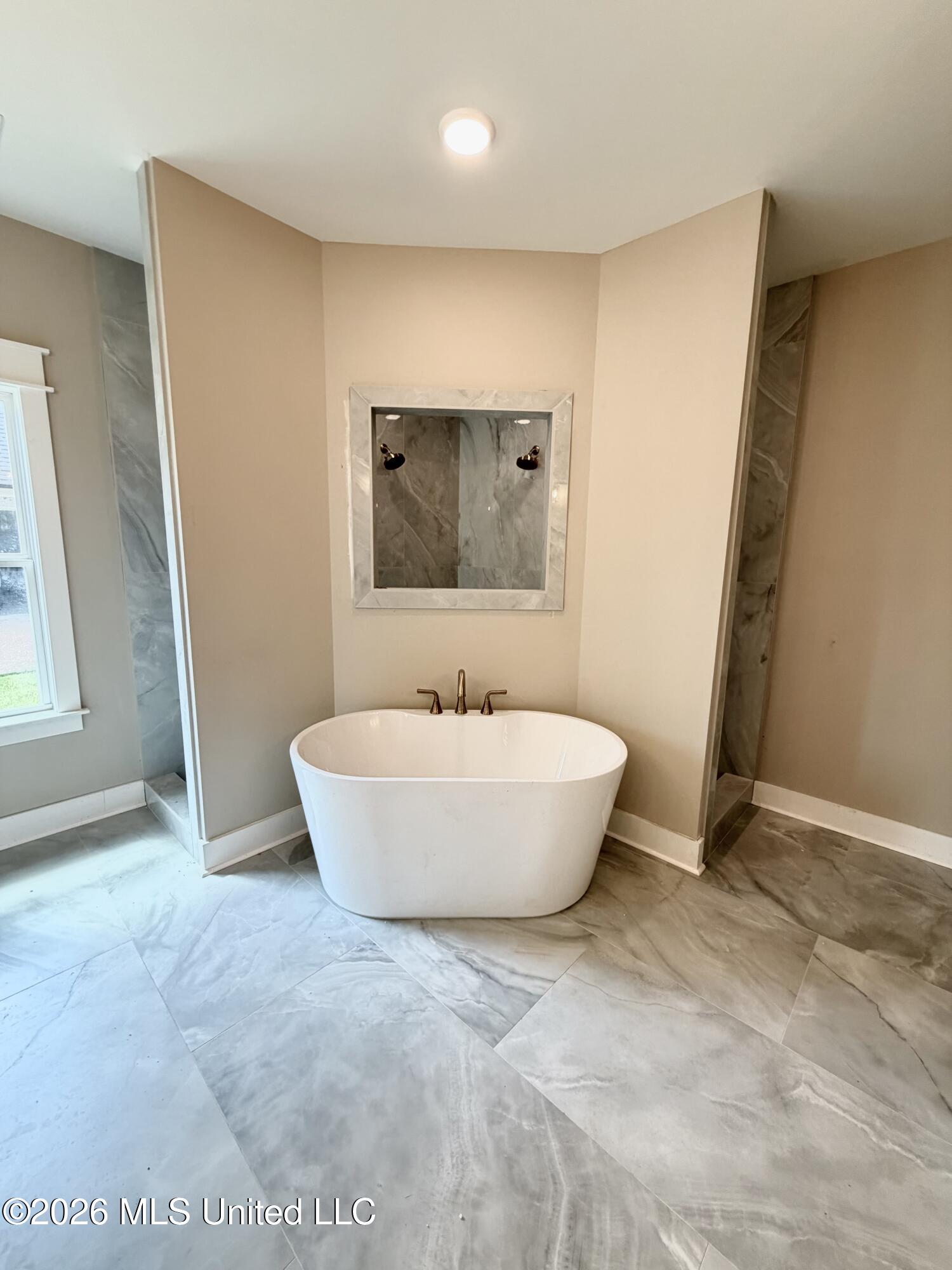 4365 Edison Drive Property Photo 15