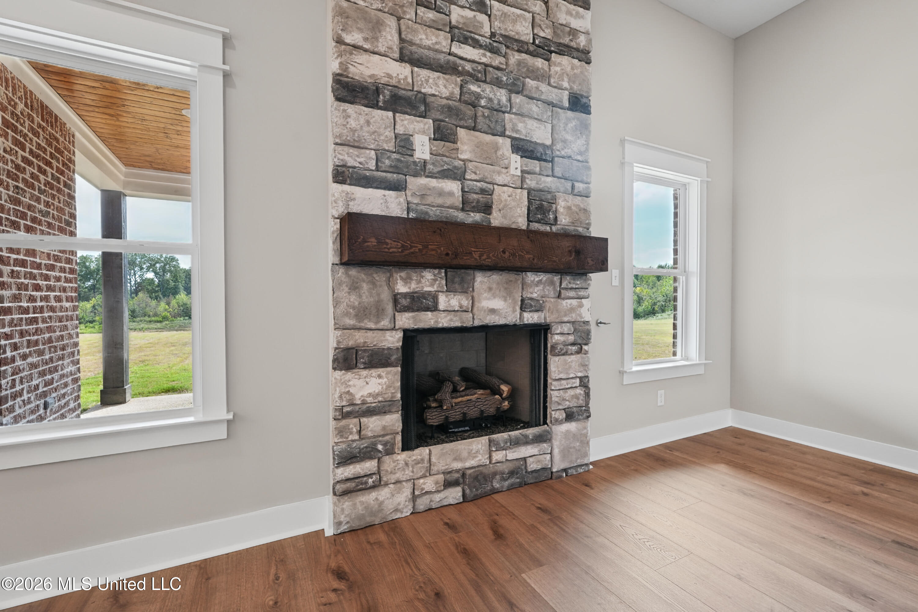 4365 Edison Drive Property Photo 15