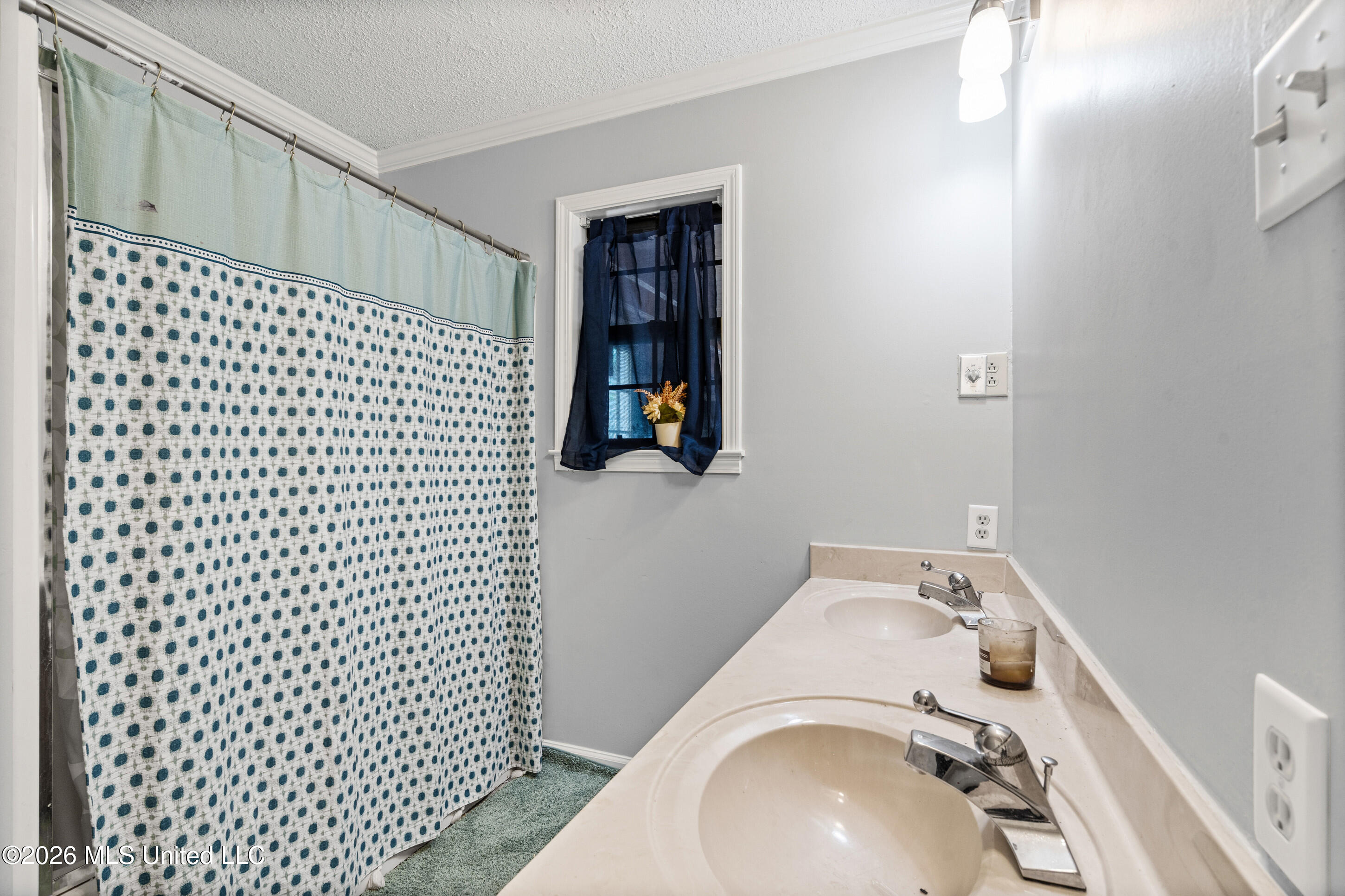7400 Alexander Road Property Photo 12