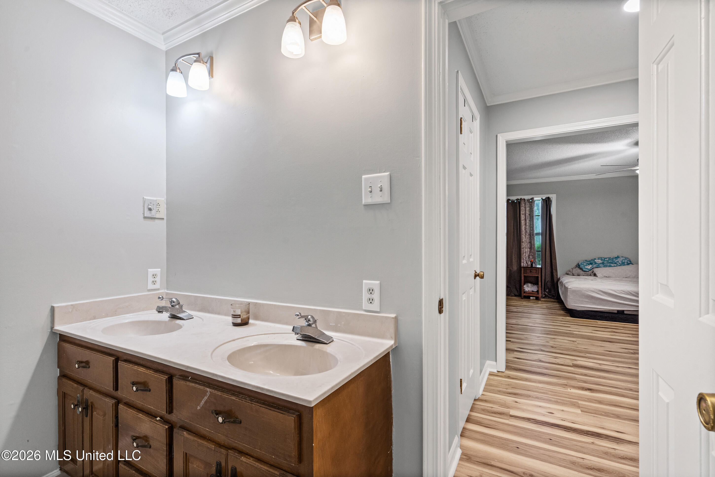 7400 Alexander Road Property Photo 13
