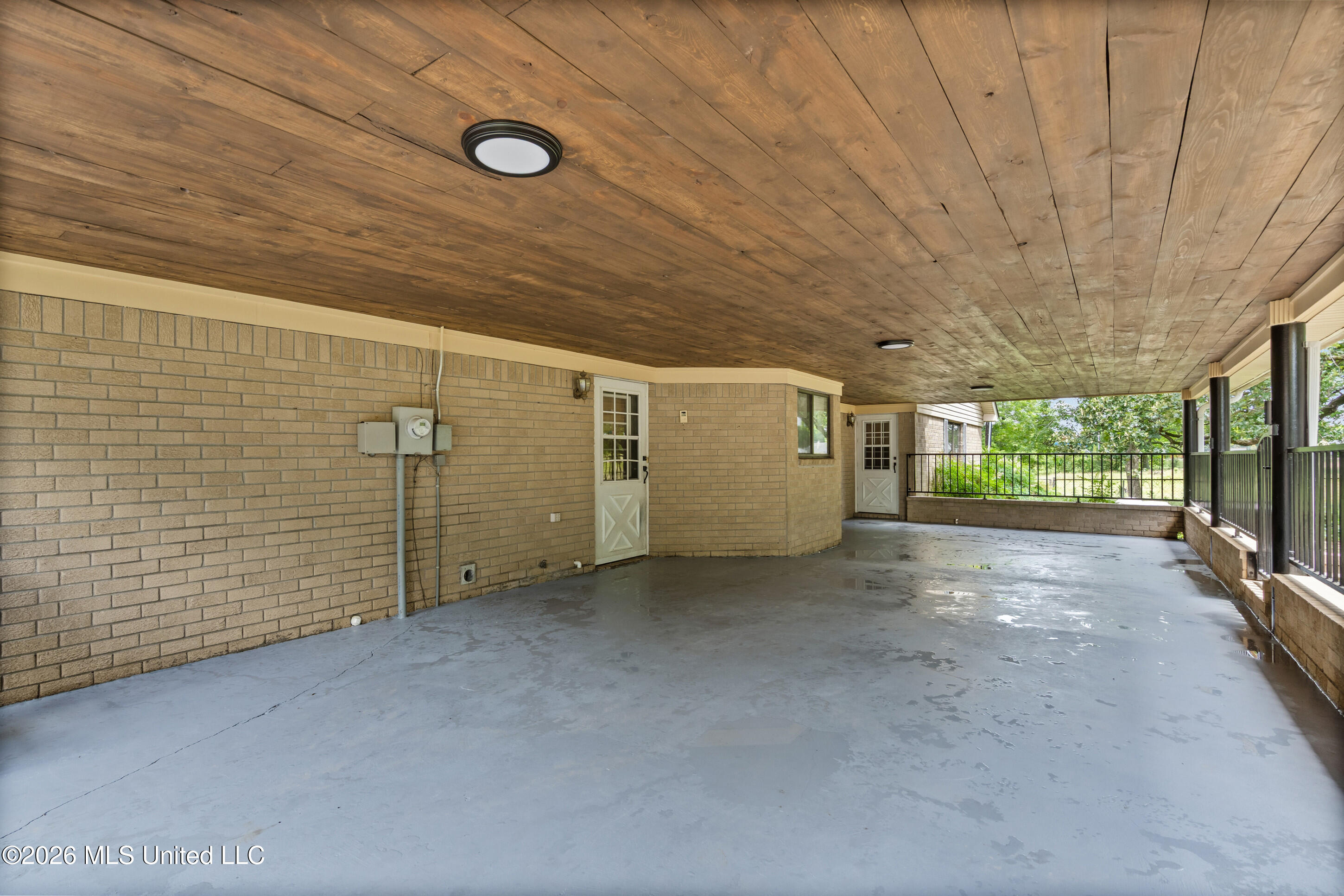 7400 Alexander Road Property Photo 22