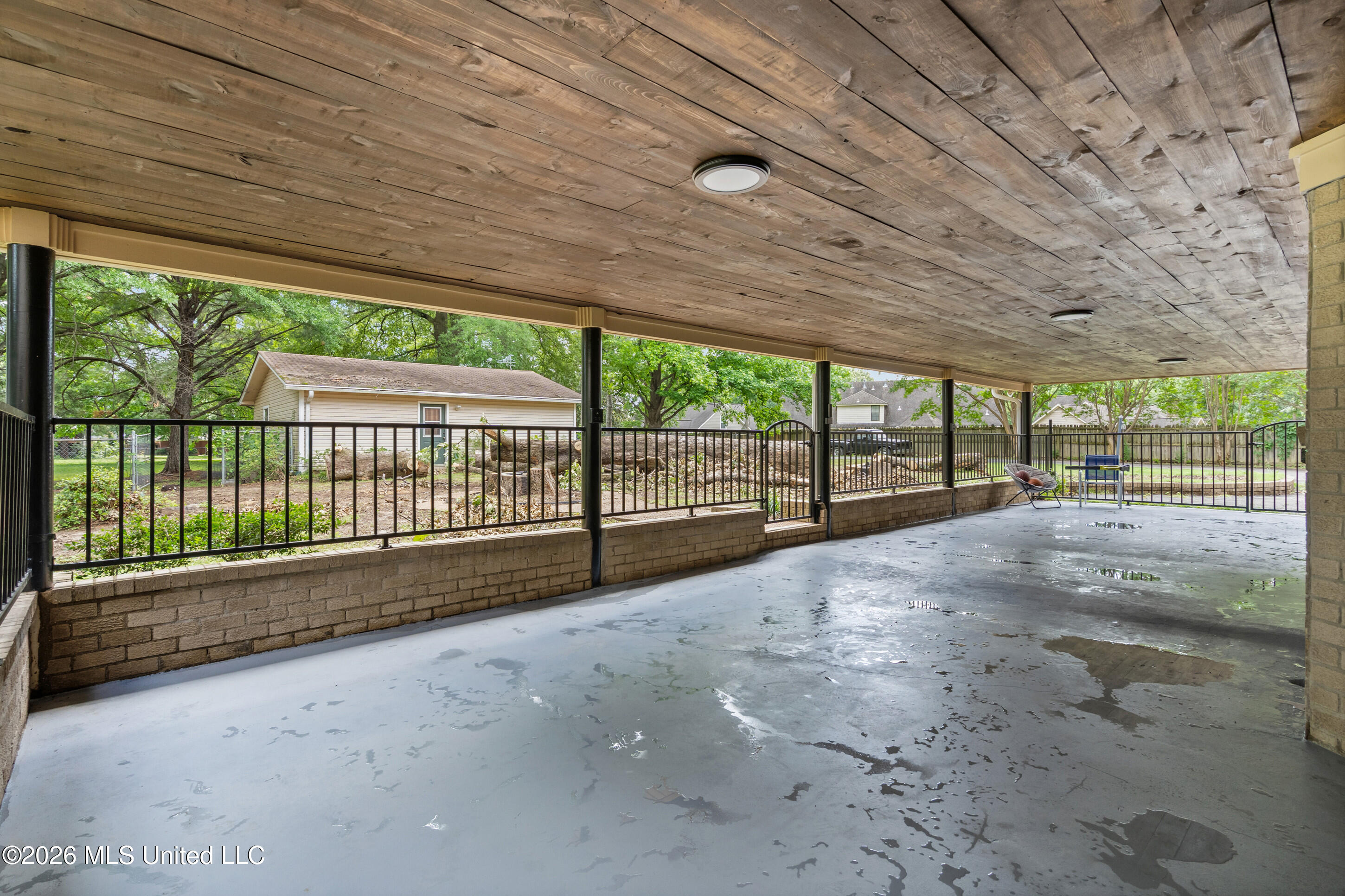 7400 Alexander Road Property Photo 23
