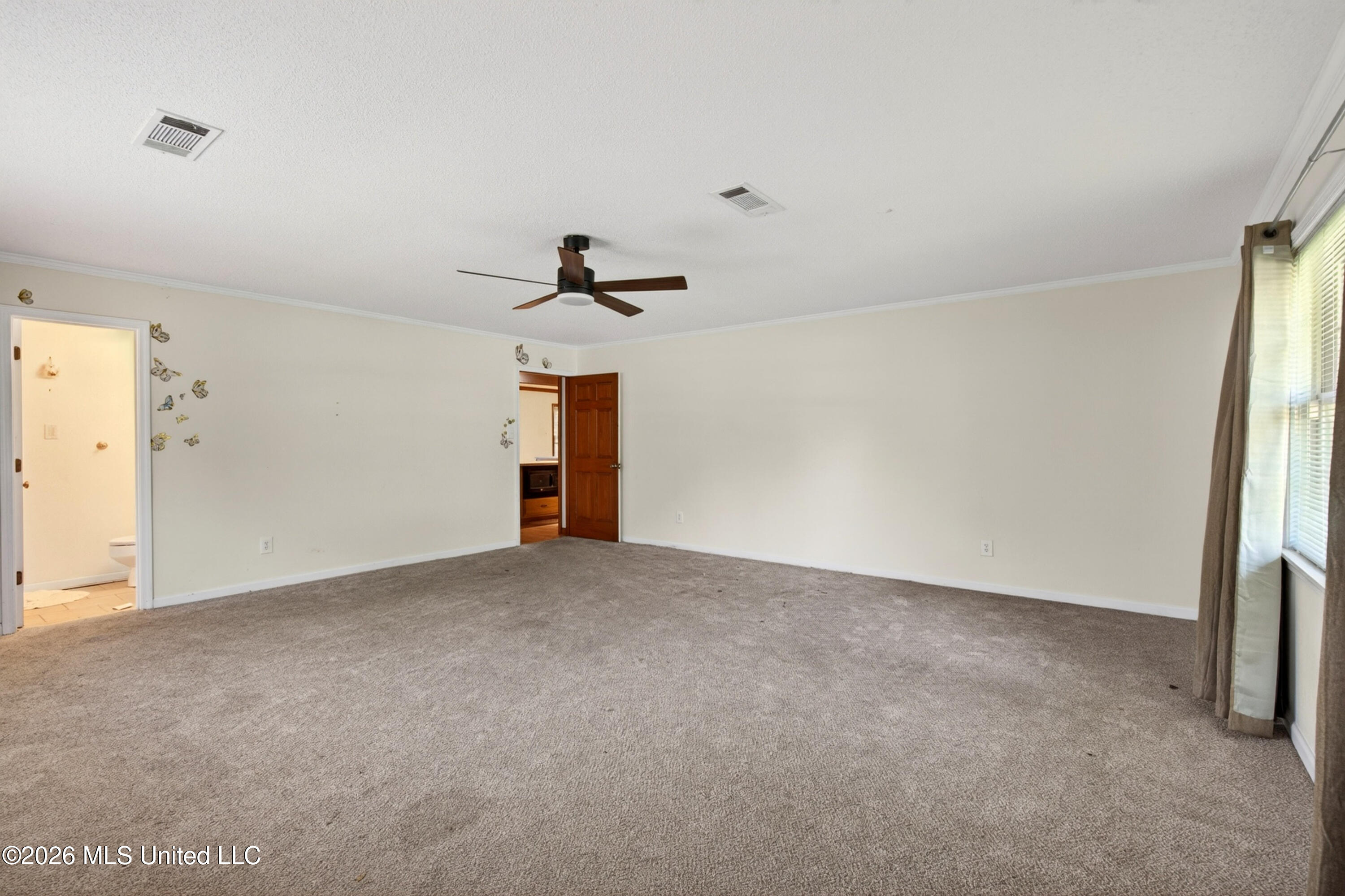 43 Greenbriar Drive Property Photo 30