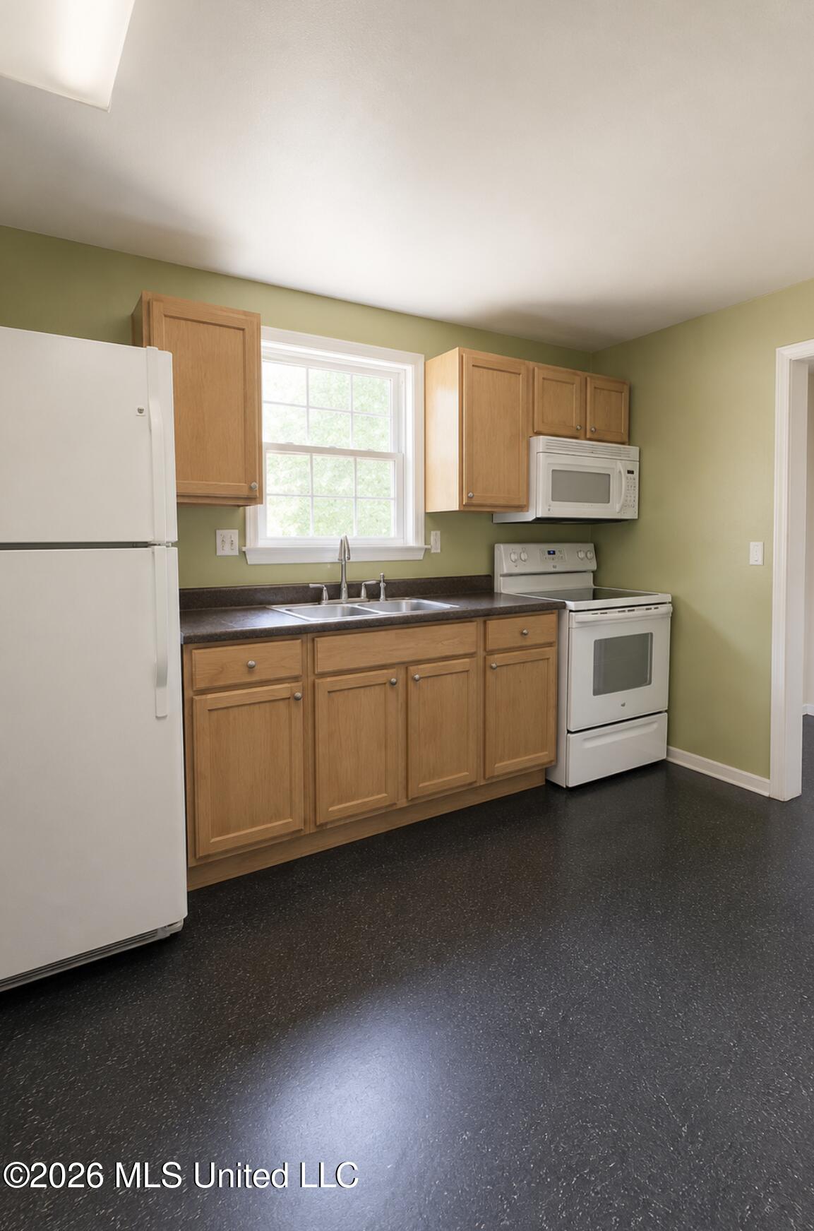 202 Pine Street Property Photo 7