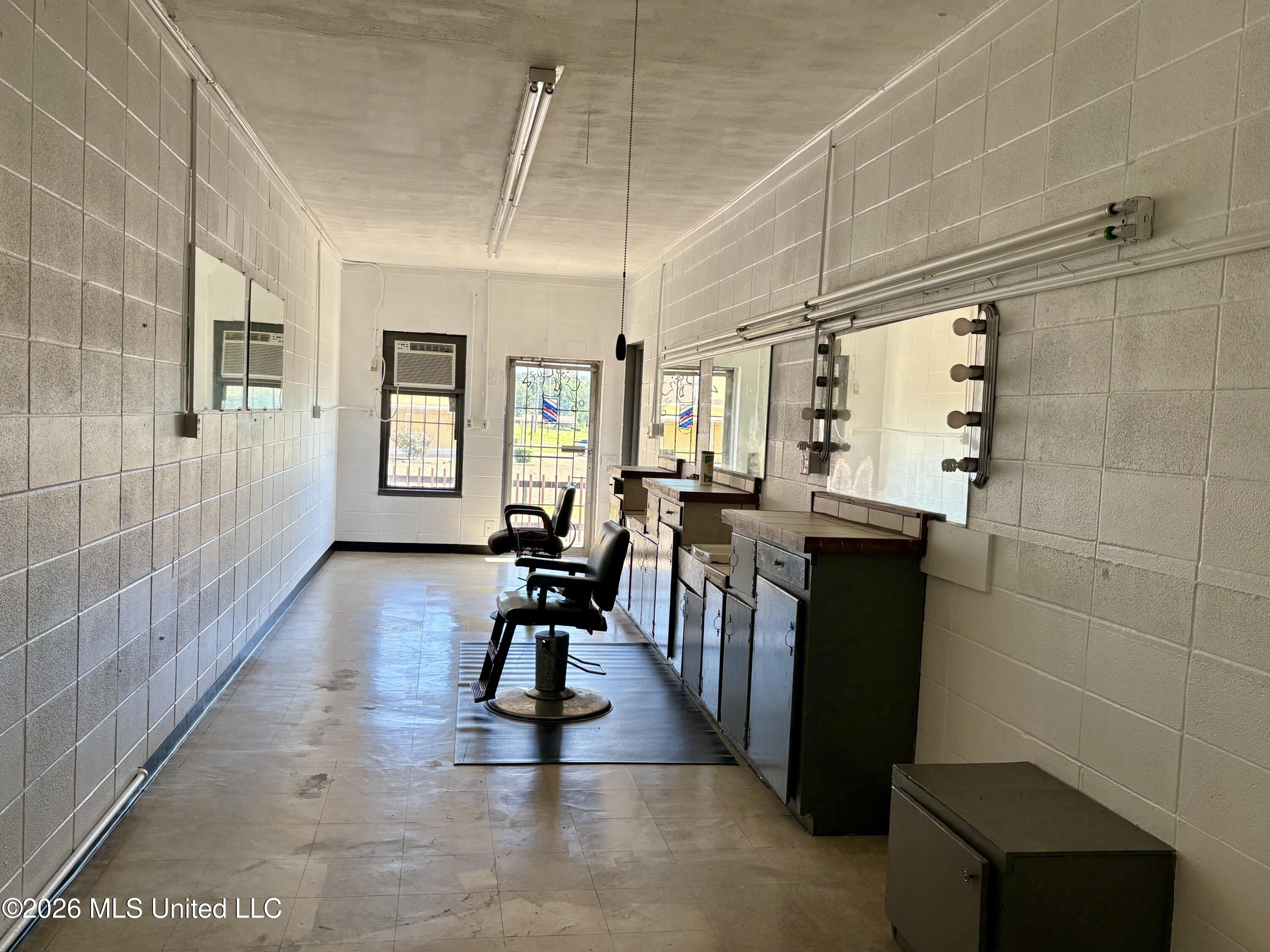 3340 Forest Avenue Property Photo 26