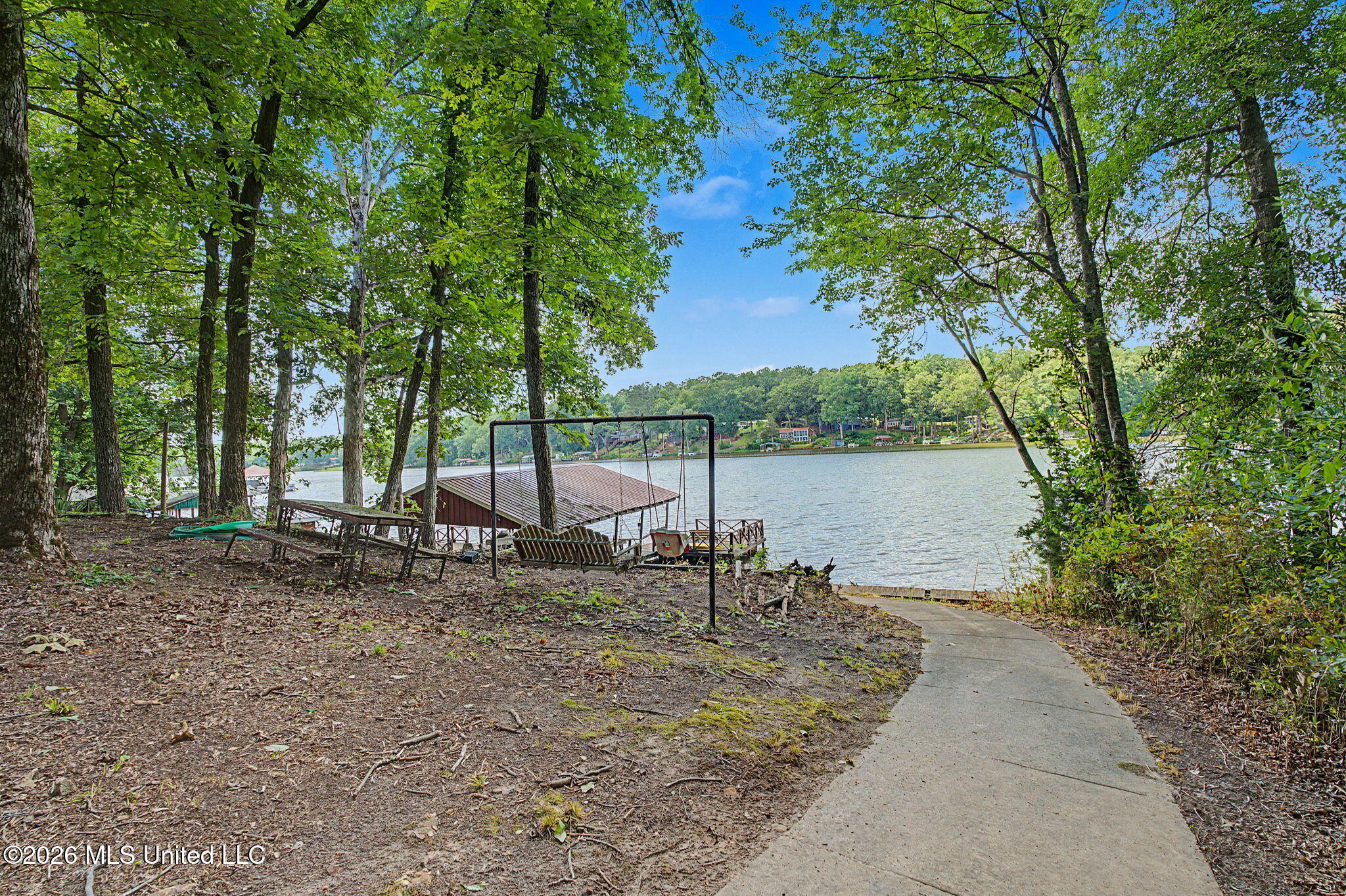 899 Snow Lake Drive Property Photo 15