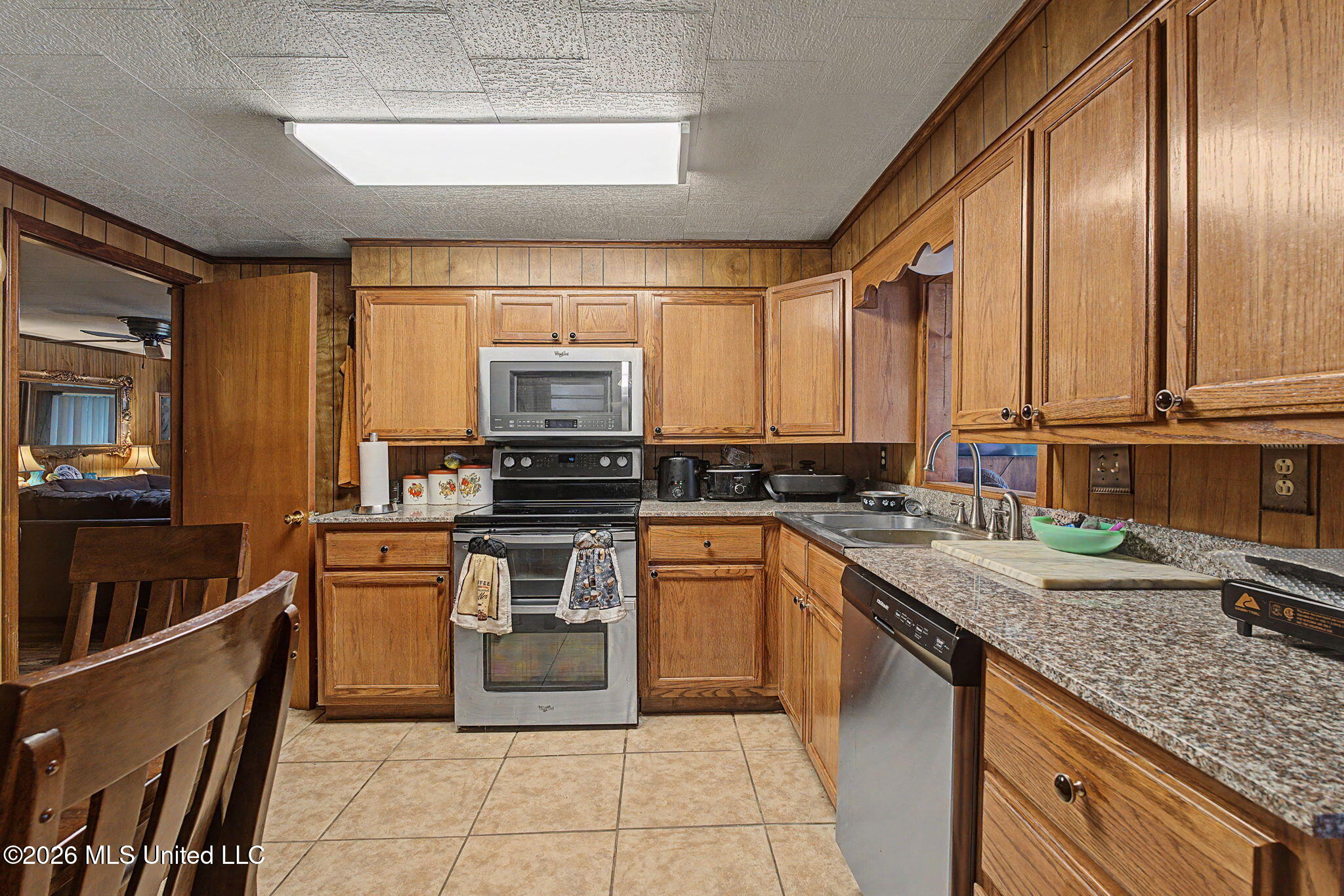 899 Snow Lake Drive Property Photo 33