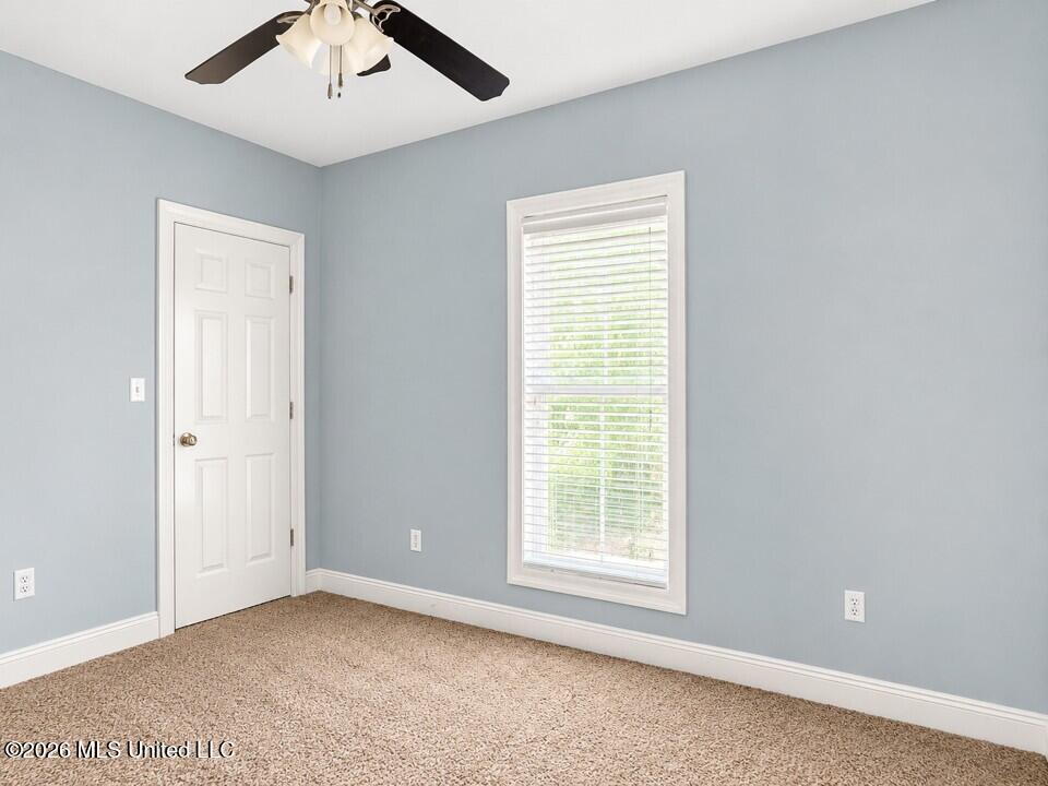 1869 Parkway Circle Property Photo 7